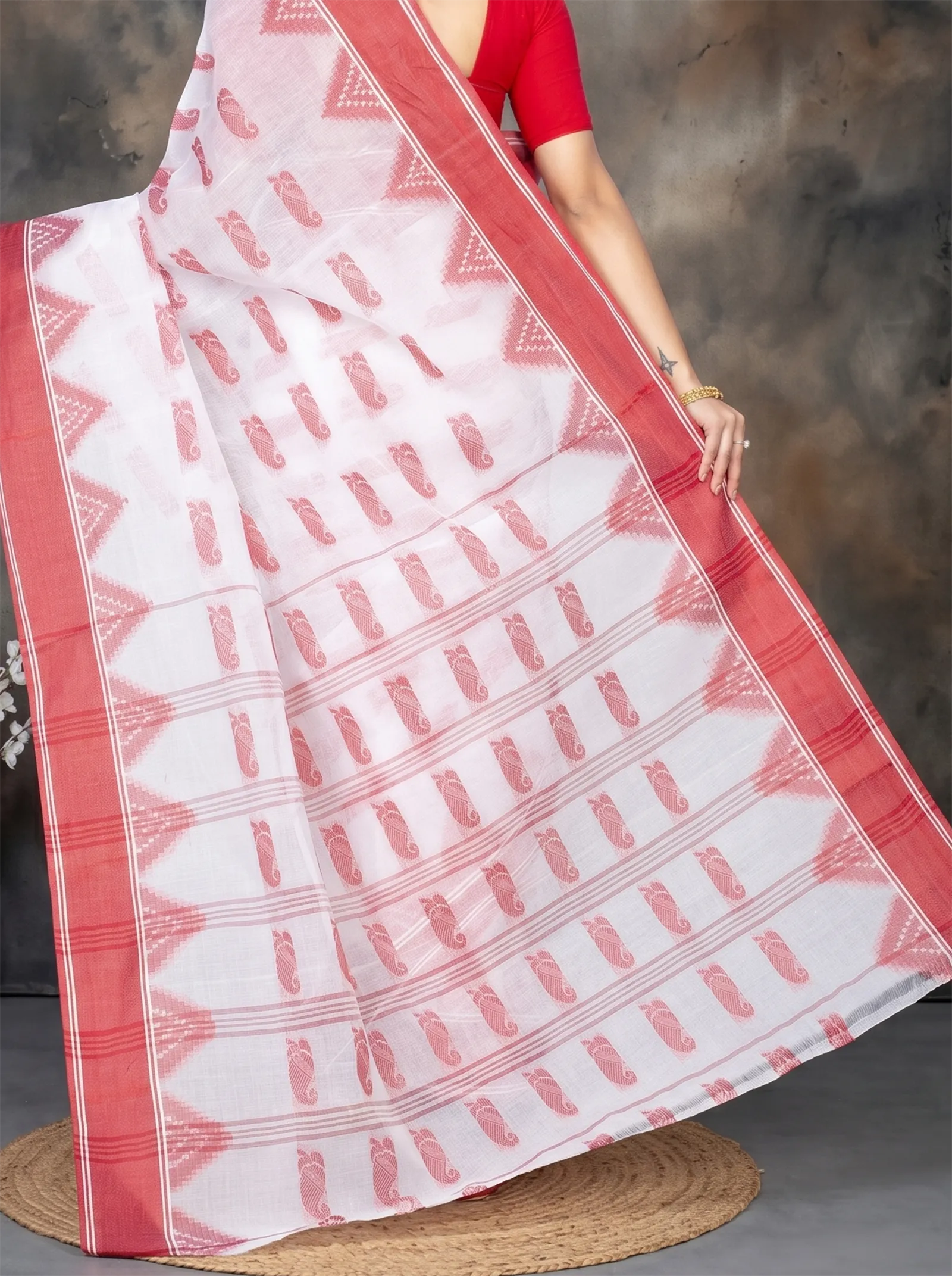 DipDiya Pure Cotton  Artisan Crafted Red Traditional Bengali Archana Tant Saree