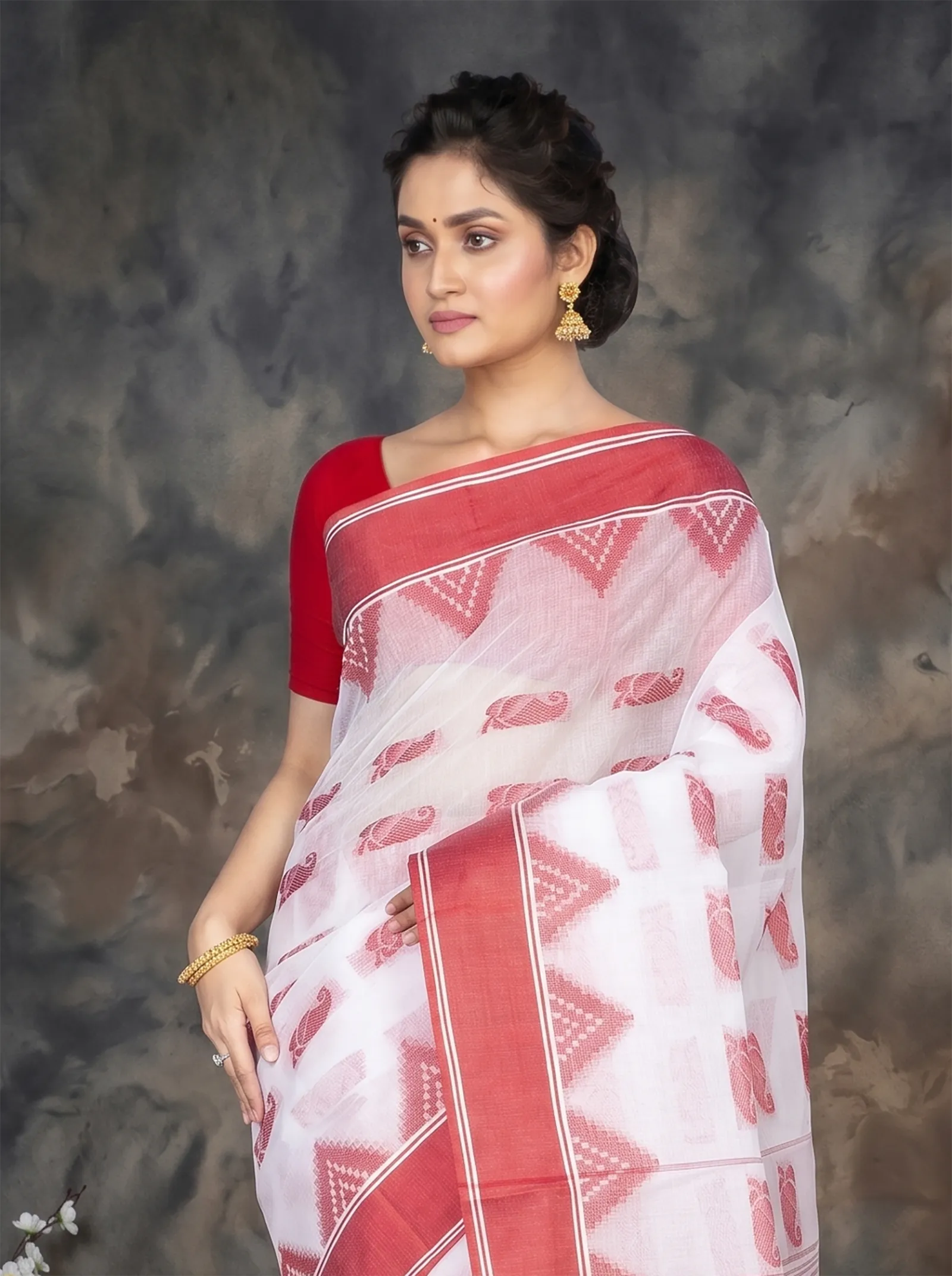 DipDiya Pure Cotton  Artisan Crafted Red Traditional Bengali Archana Tant Saree