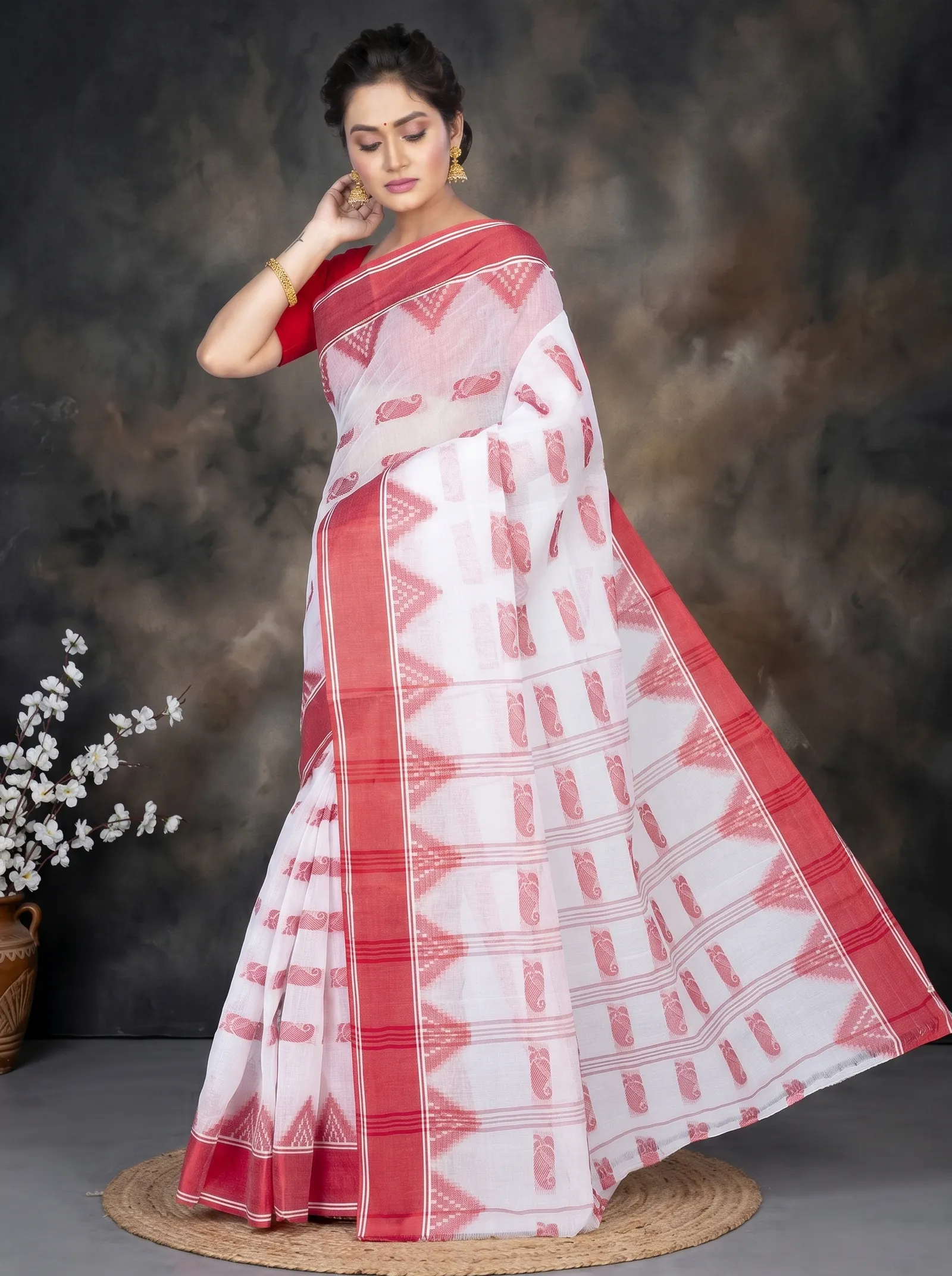 DipDiya Pure Cotton  Artisan Crafted Red Traditional Bengali Archana Tant Saree