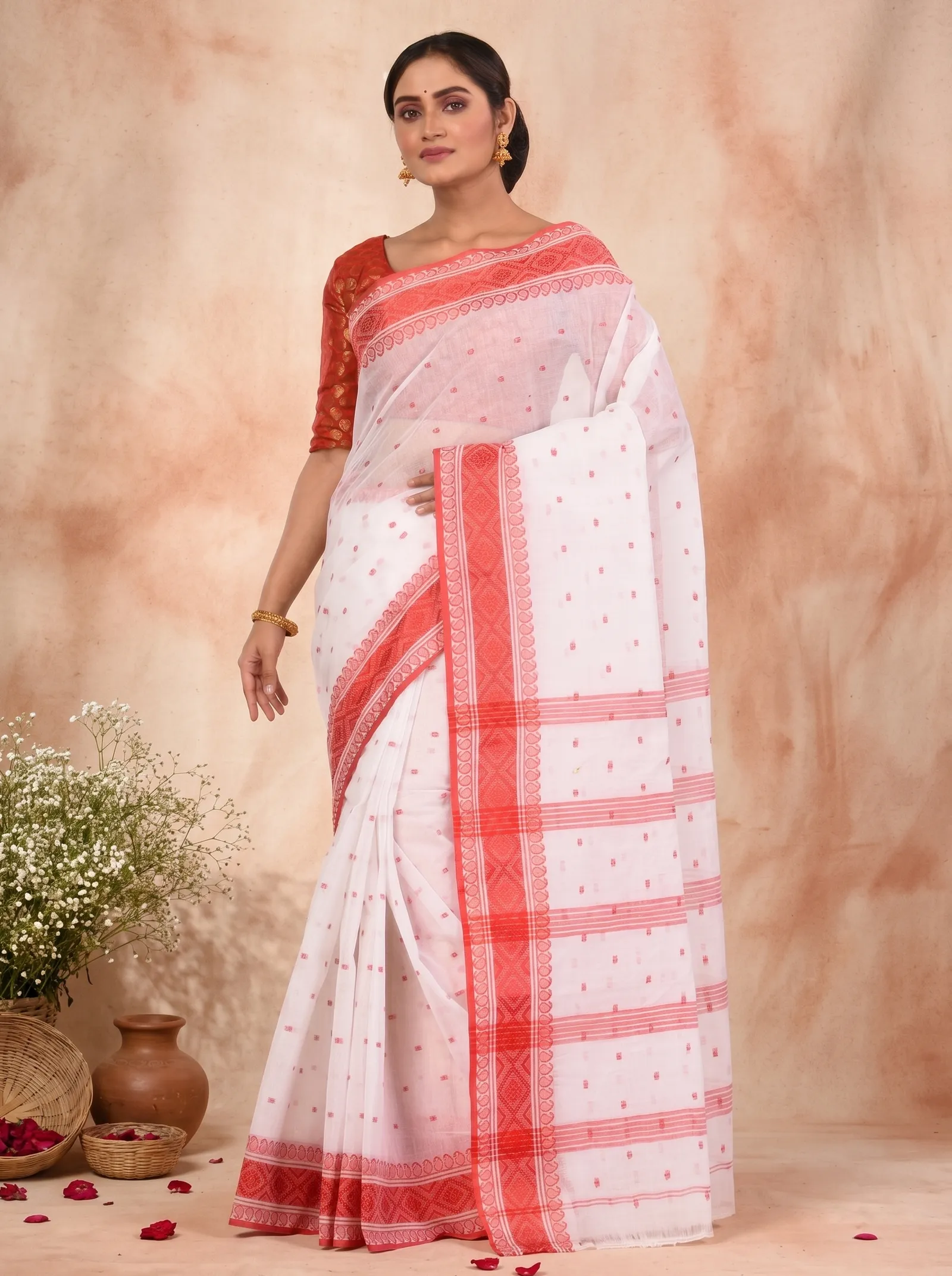 DipDiya Pure Cotton  Artisan Crafted Red Traditional Bengali Boysko Tant Saree