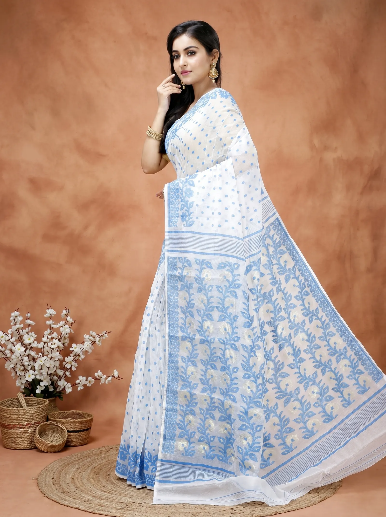 DipDiya Pure Cotton  Artisan Crafted Sky Blue Traditional Bengali Boll Jamdani Jamdani Saree