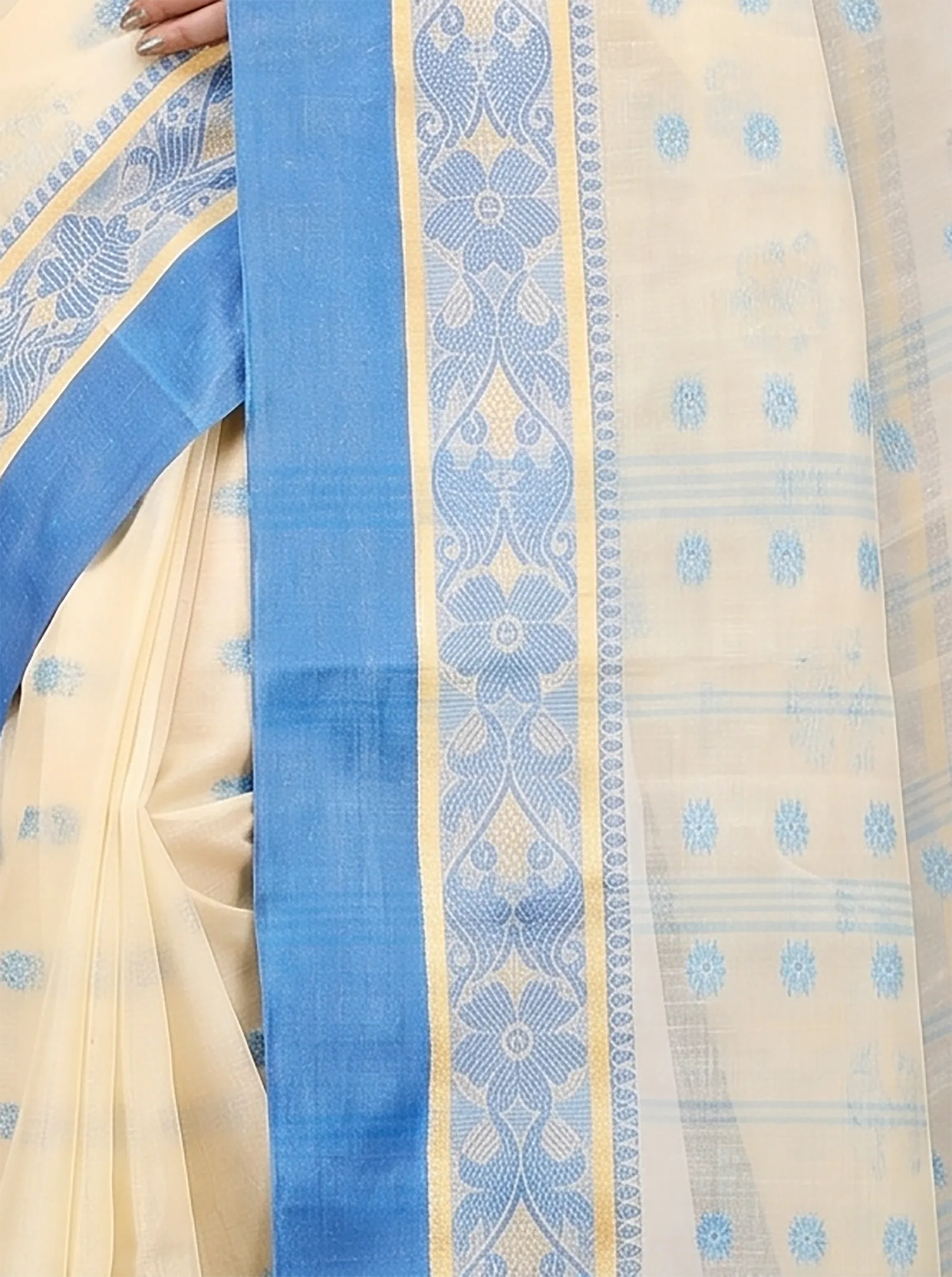 DipDiya Pure Cotton  Artisan Crafted Sky Blue Traditional Bengali BolLata Tant Tant Saree