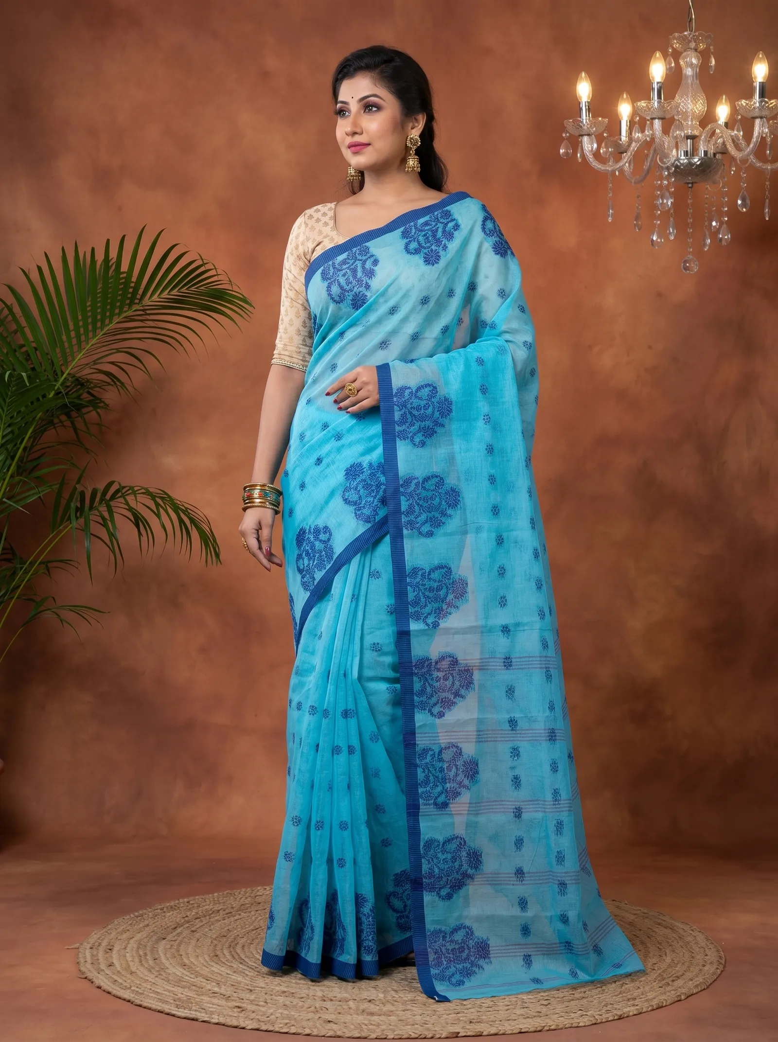 DipDiya Pure Cotton  Artisan Crafted Sky Blue Traditional Bengali Botgach Tant Saree