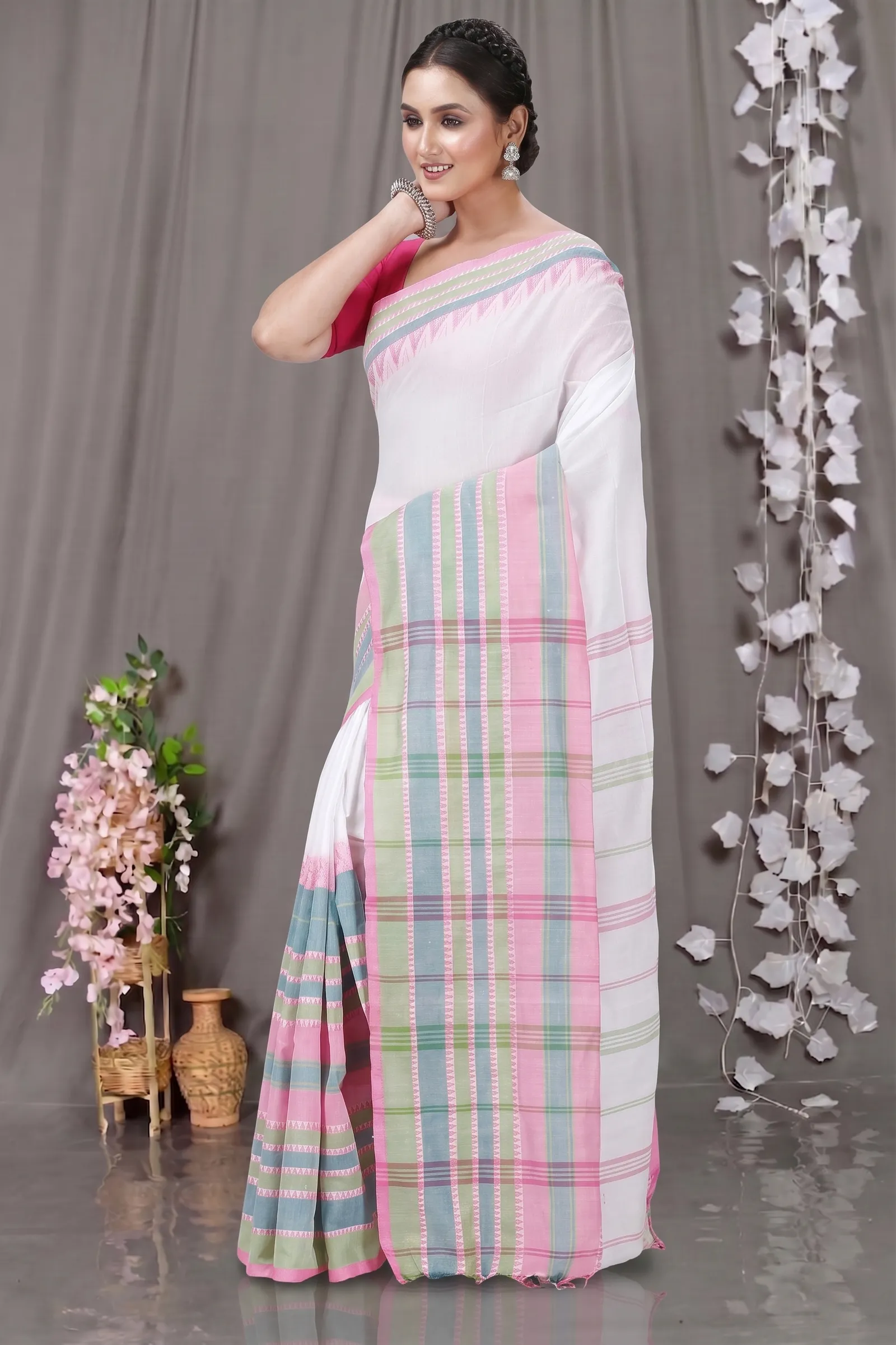 DipDiya Pure Cotton  Artisan Crafted White Pink Traditional Bengali Begompuri Hand Handloom Saree