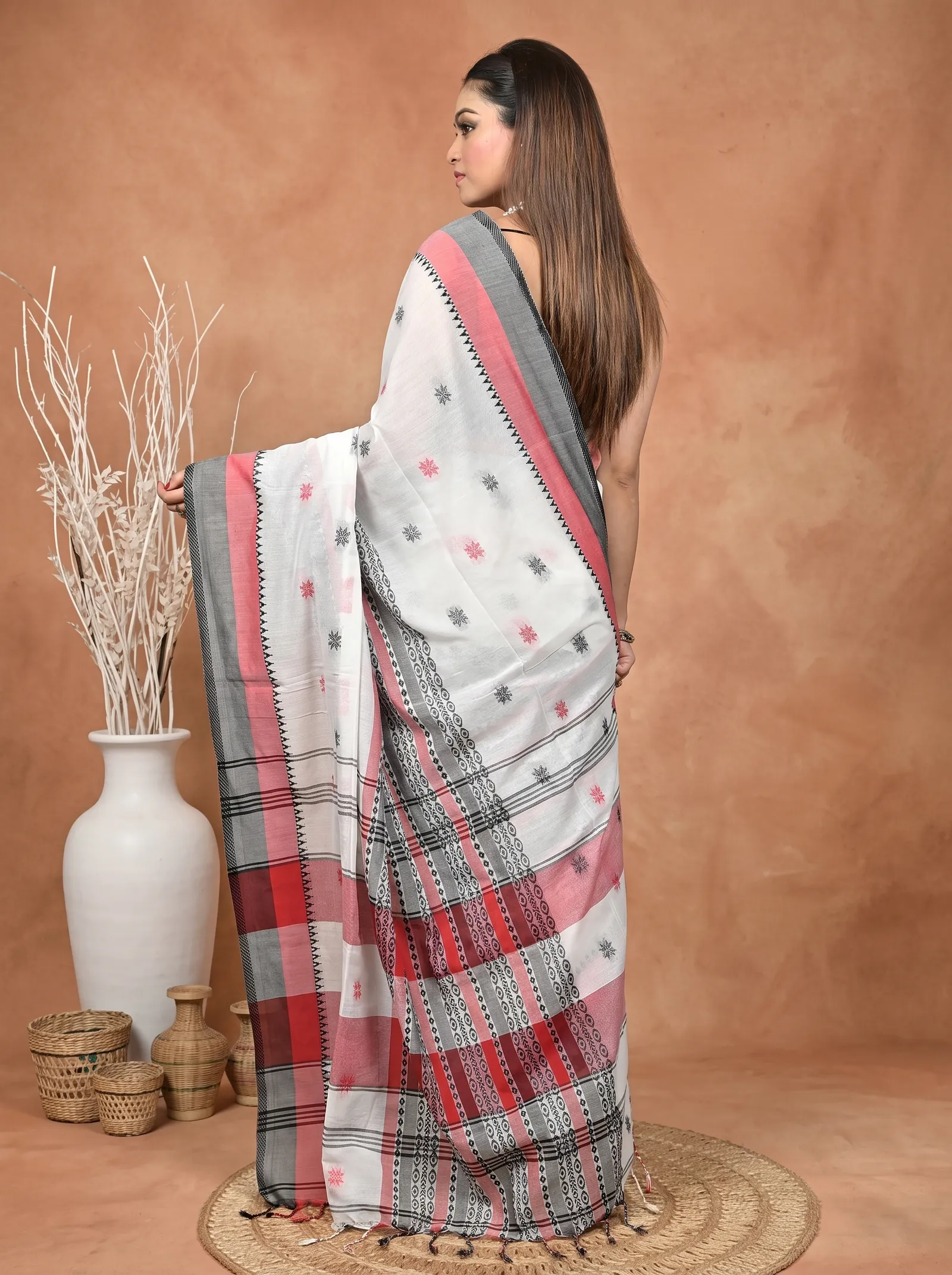 DipDiya Pure Cotton  Artisan Crafted White Red Traditional Bengali Bormaa Handloom Saree