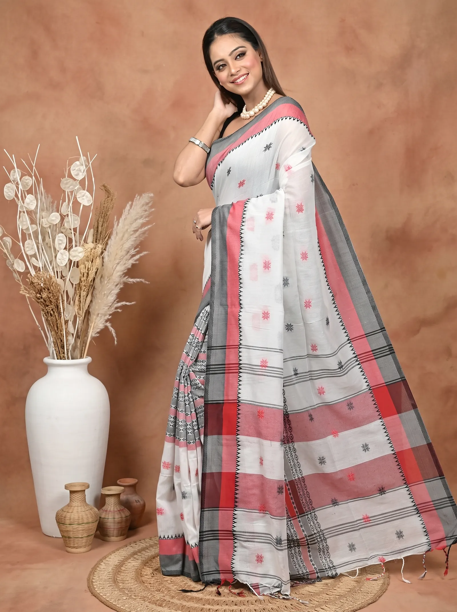 DipDiya Pure Cotton  Artisan Crafted White Red Traditional Bengali Bormaa Handloom Saree
