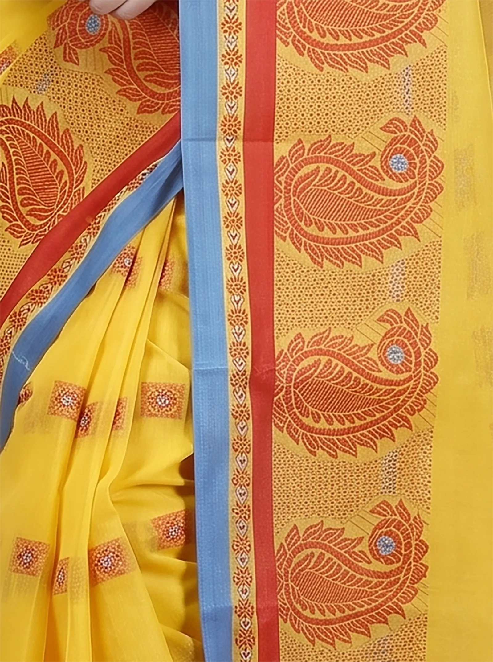 DipDiya Pure Cotton  Artisan Crafted Yellow Traditional Bengali Aloka Tant Saree