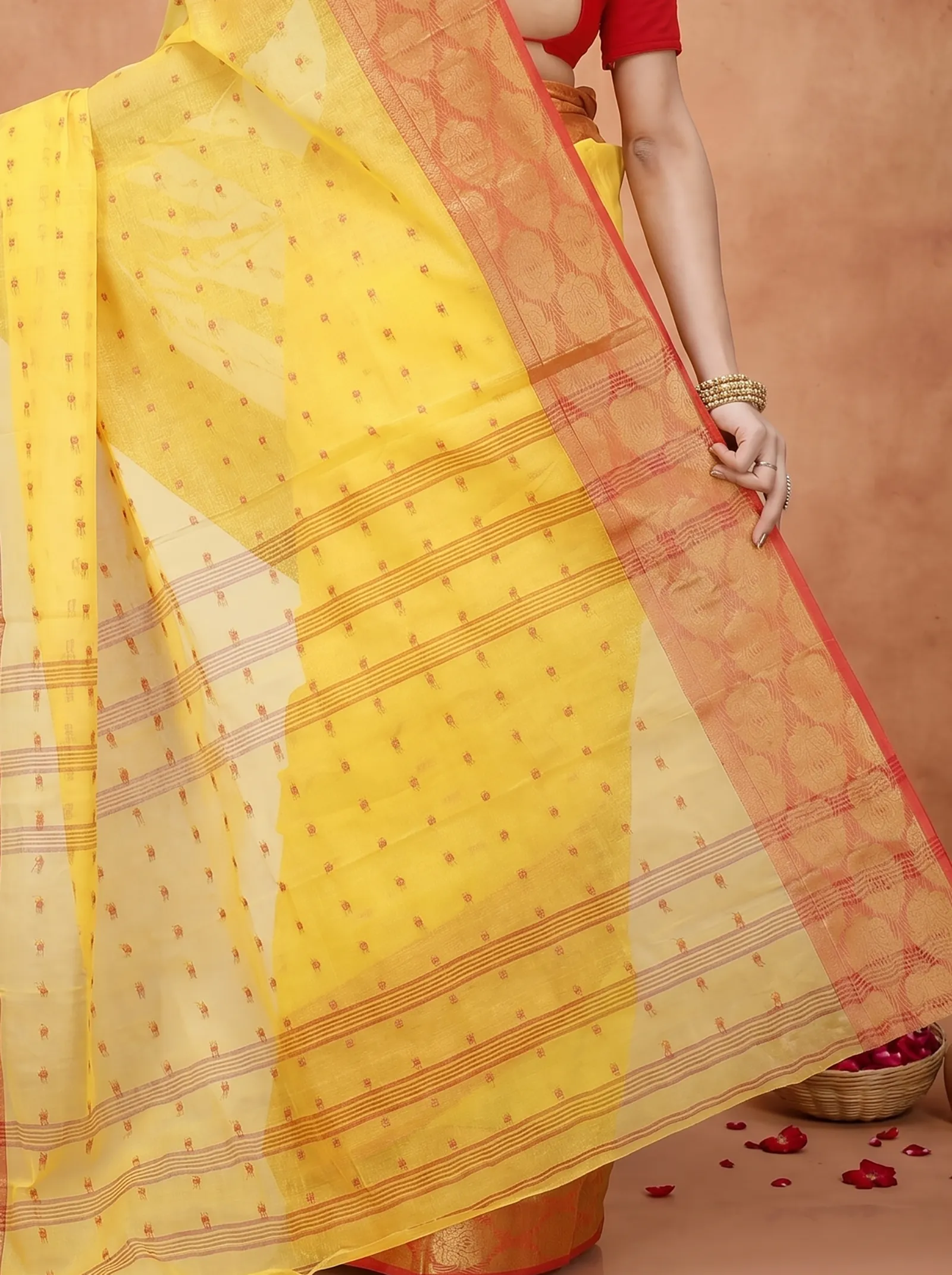 DipDiya Pure Cotton  Artisan Crafted Yellow Traditional Bengali Asmani Tant Saree