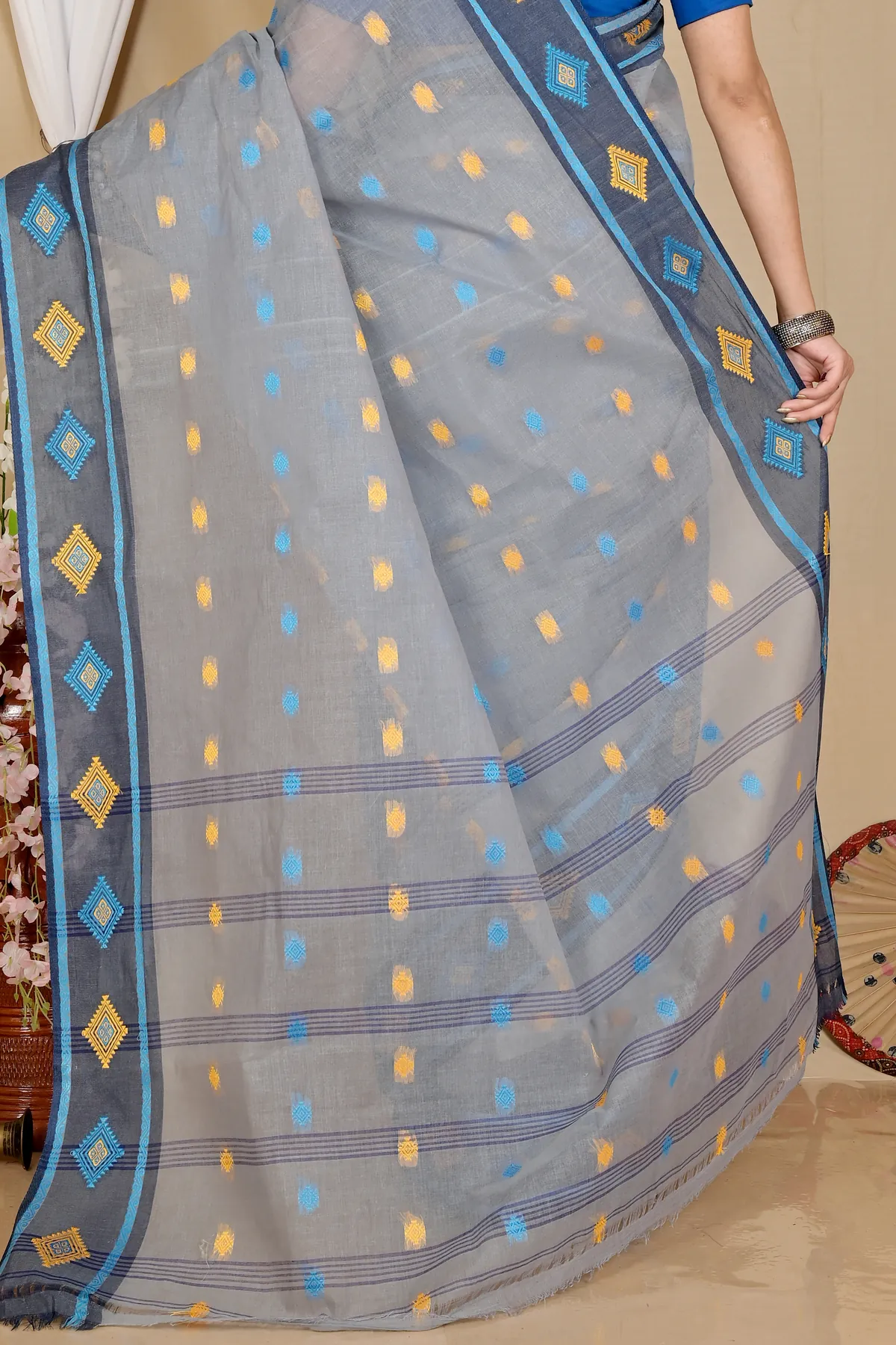 DipDiya Pure Cotton Assh Apula The Bengali Classic Tant Sarees