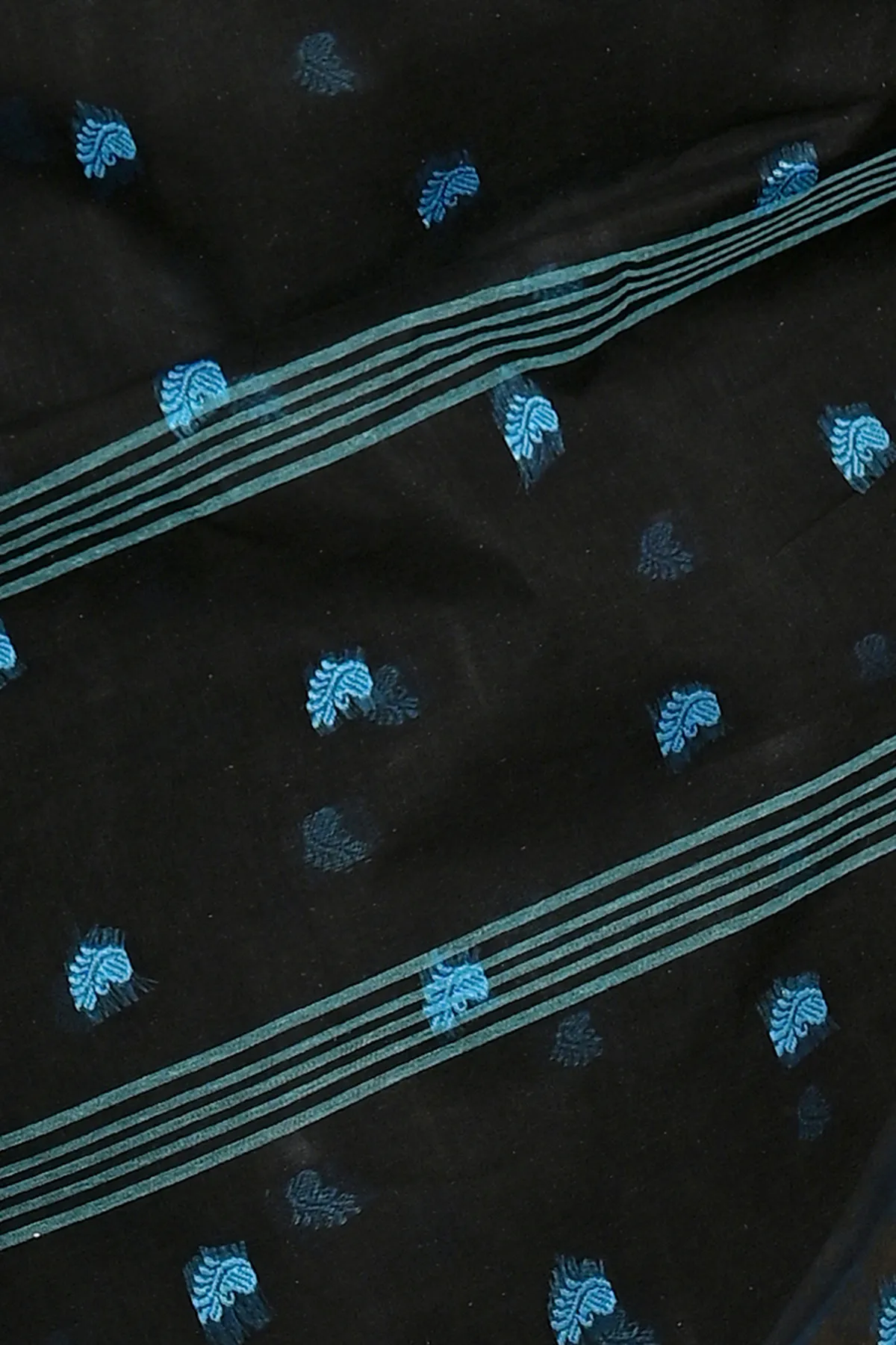 DipDiya Pure Cotton Black Atula Artisan Crafted Tant Sarees