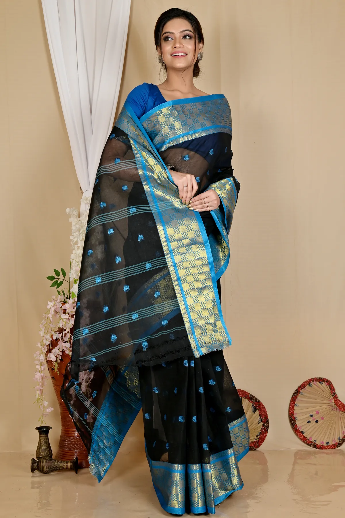 DipDiya Pure Cotton Black Atula Artisan Crafted Tant Sarees
