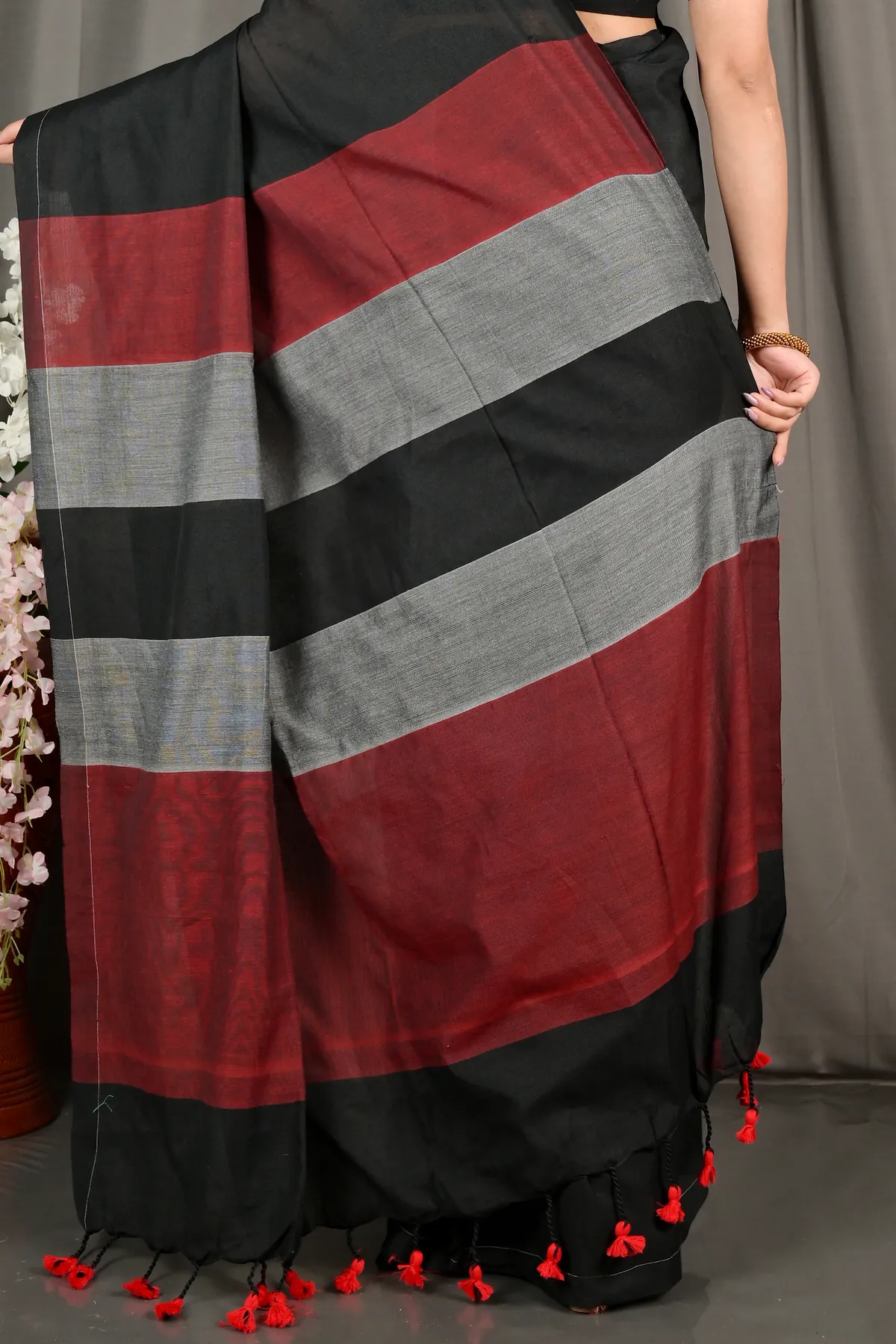 DipDiya Pure Cotton Black Brown Nator Regal Bengali Handloom Sarees