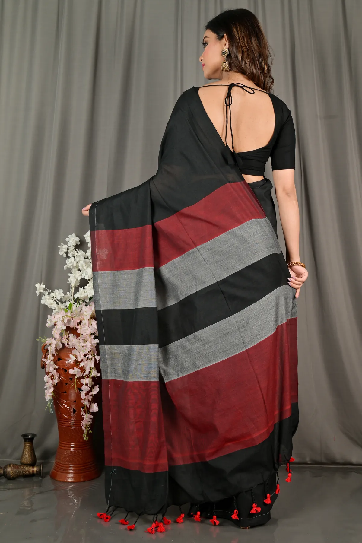 DipDiya Pure Cotton Black Brown Nator Regal Bengali Handloom Sarees