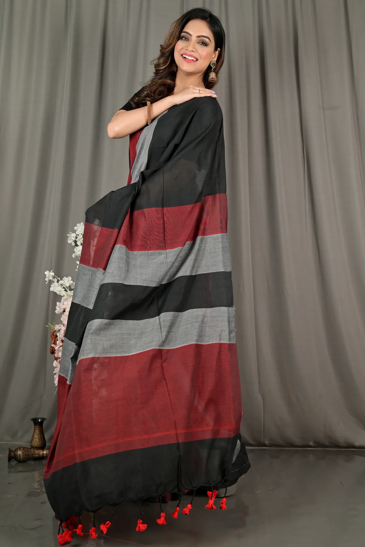 DipDiya Pure Cotton Black Brown Nator Regal Bengali Handloom Sarees