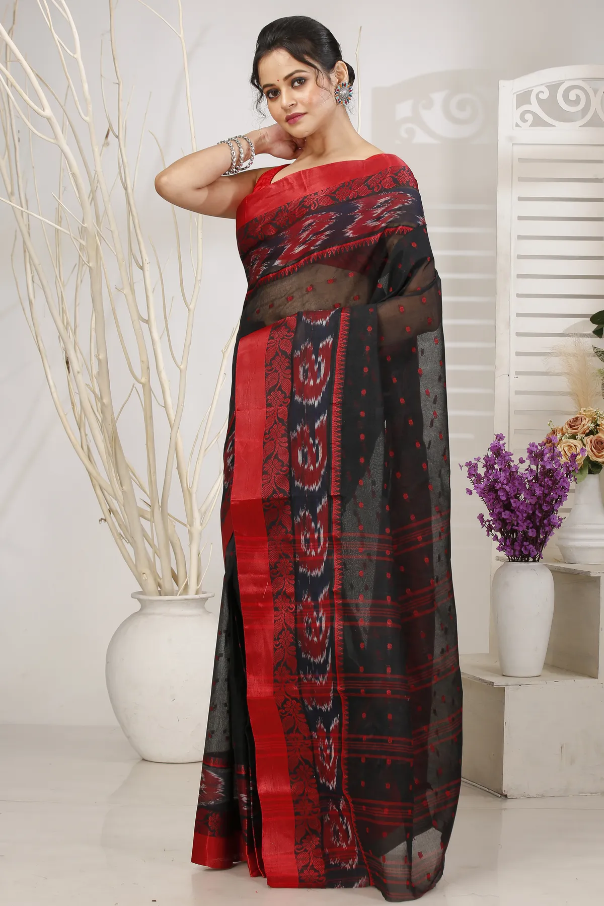 DipDiya Pure Cotton Black Moli Heritage Elegance Tant Sarees
