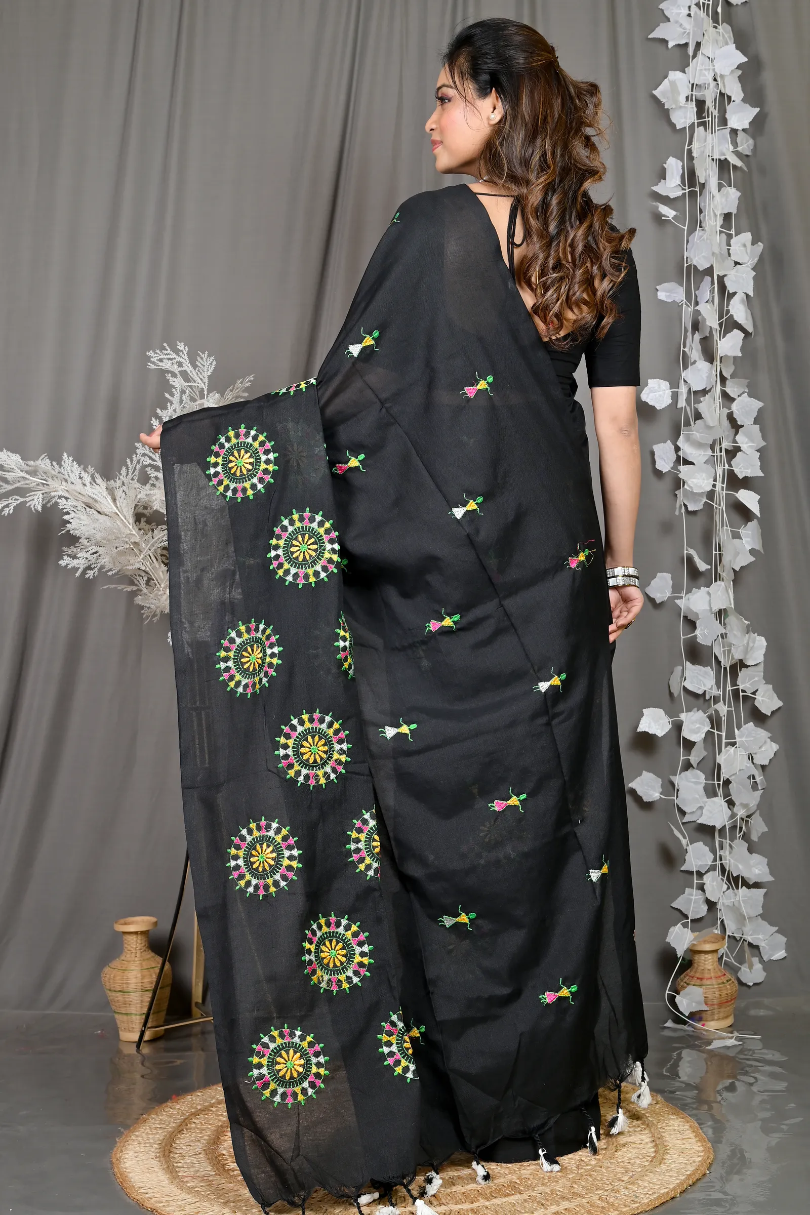 DipDiya Pure Cotton Black Parama The Bengali Classic Embroidery Handloom sarees
