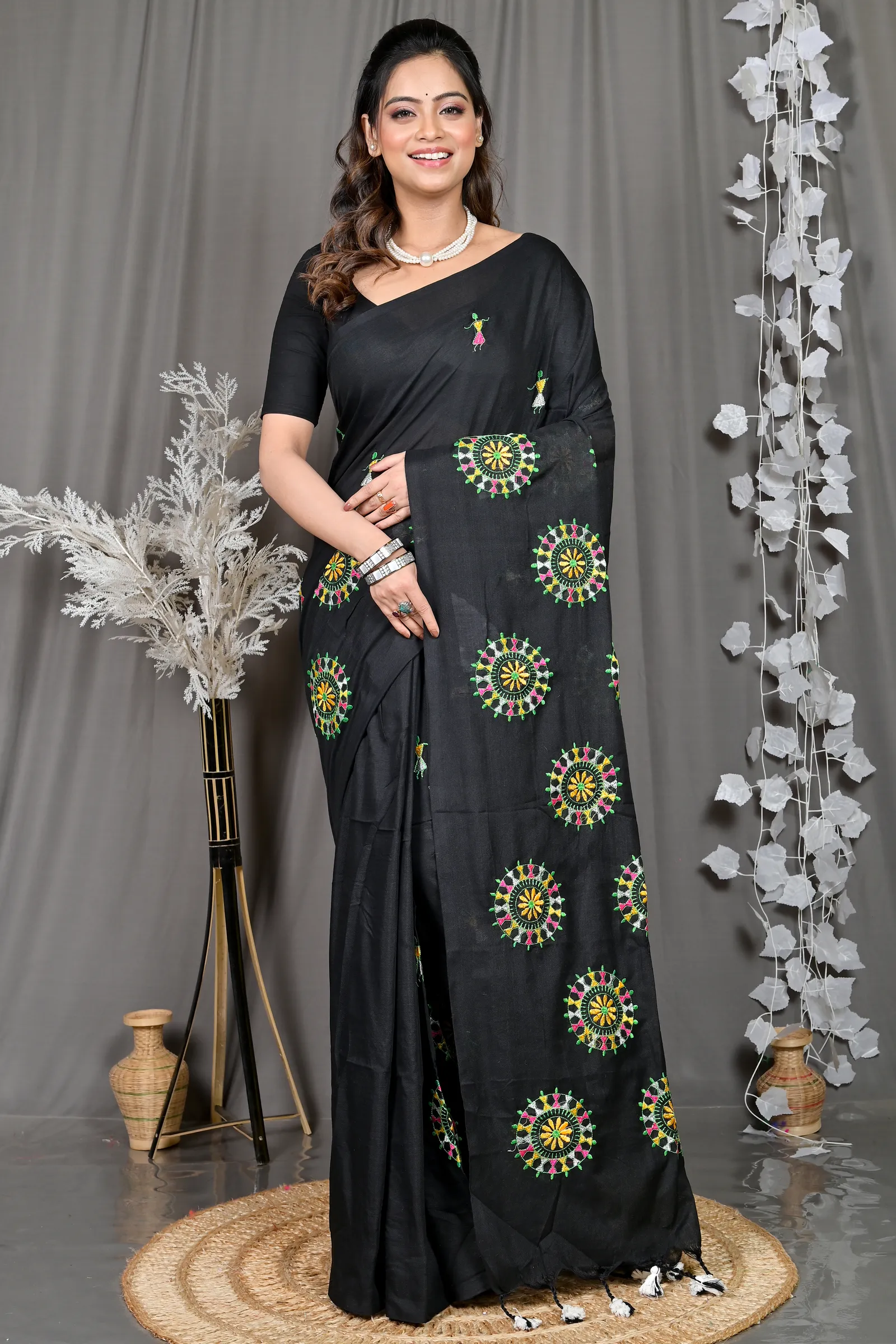 DipDiya Pure Cotton Black Parama The Bengali Classic Embroidery Handloom sarees