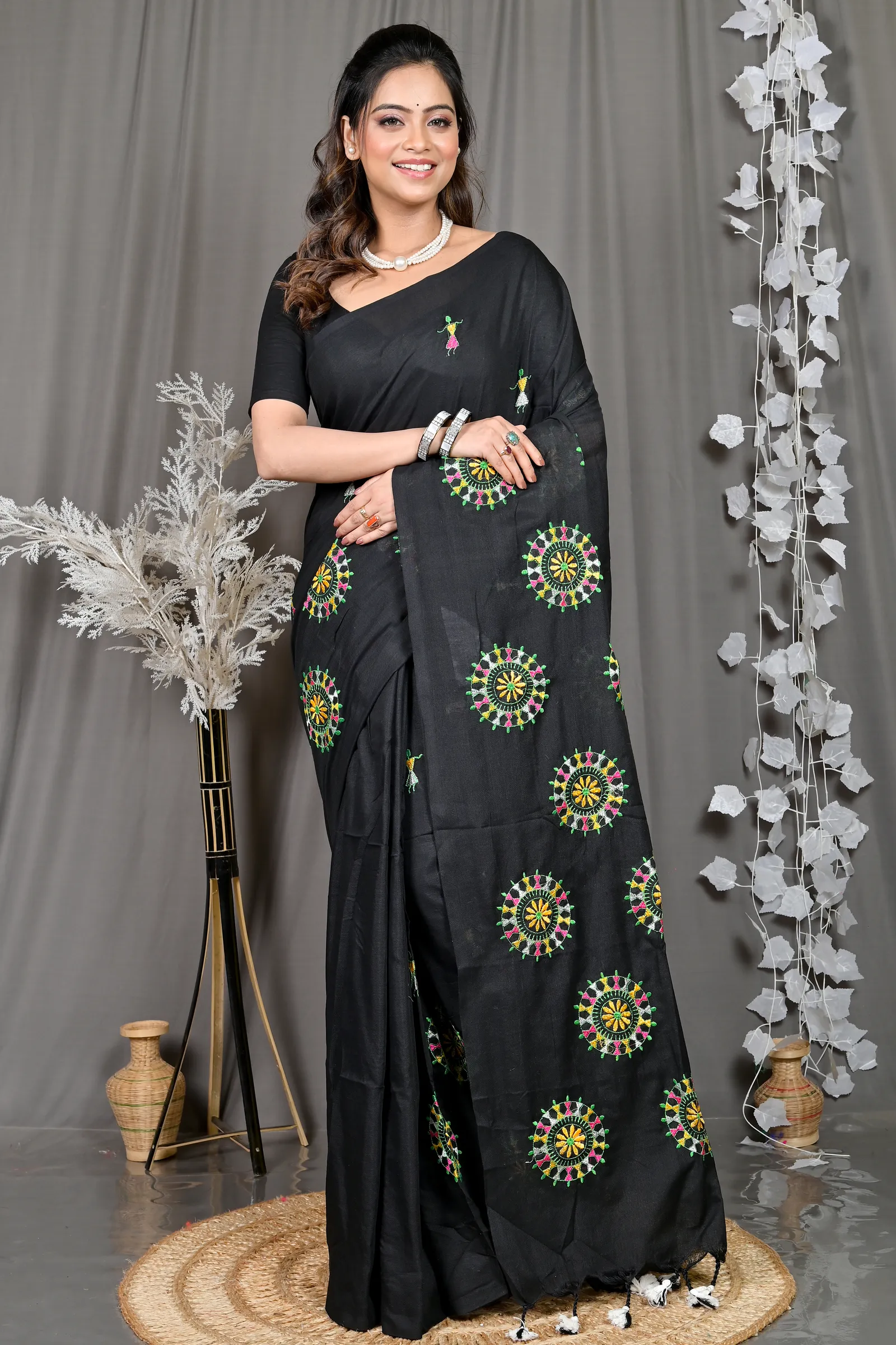 DipDiya Pure Cotton Black Parama The Bengali Classic Embroidery Handloom sarees