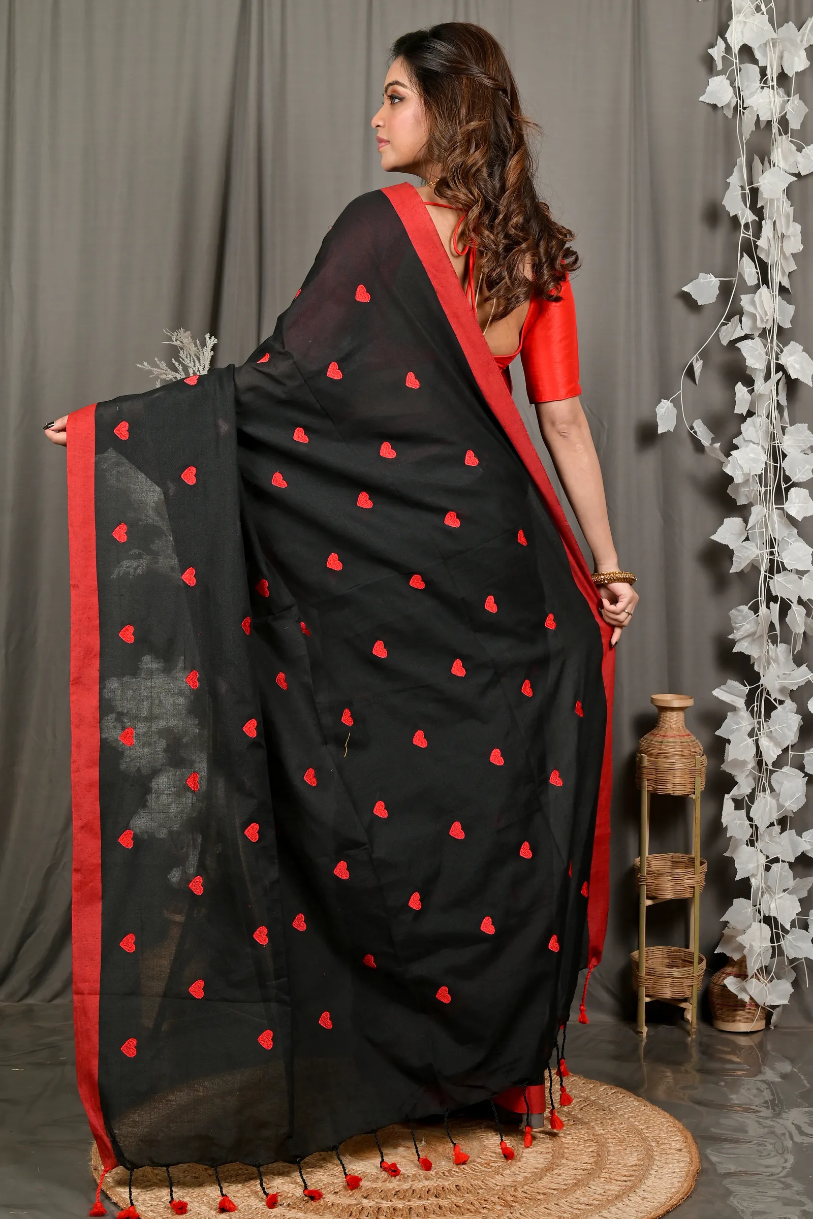 DipDiya Pure Cotton Black Red Dhrli Artisan Woven Embroidery Handloom sarees