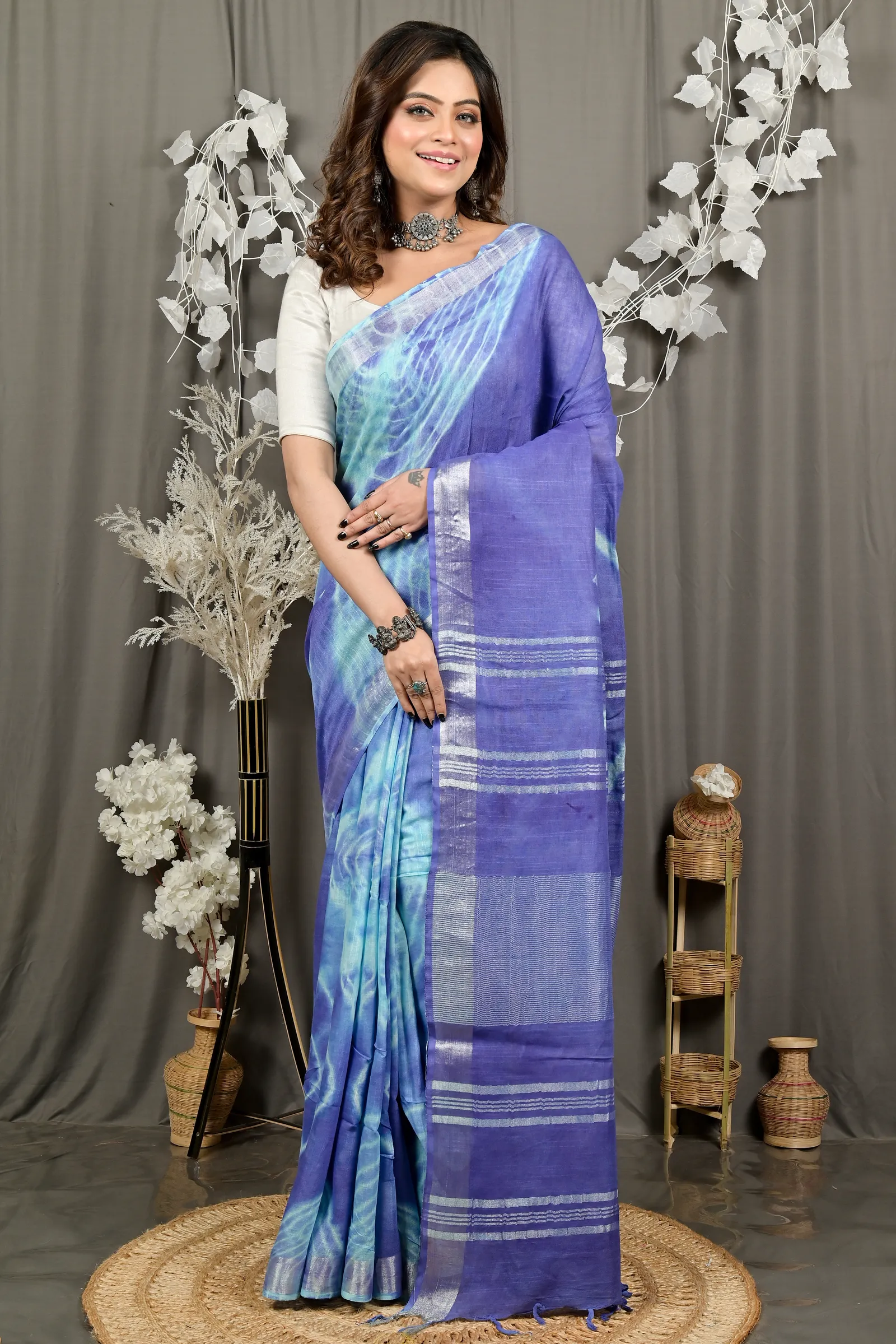 DipDiya Pure Cotton Blue Finui The Bengali Classic Handloom Sarees