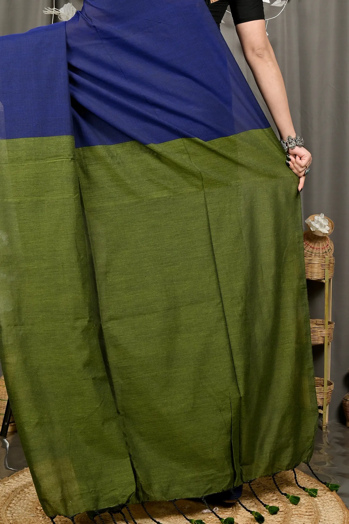 DipDiya Pure Cotton Blue Green ThanKhaditu Essence of Bengal Handloom Sarees