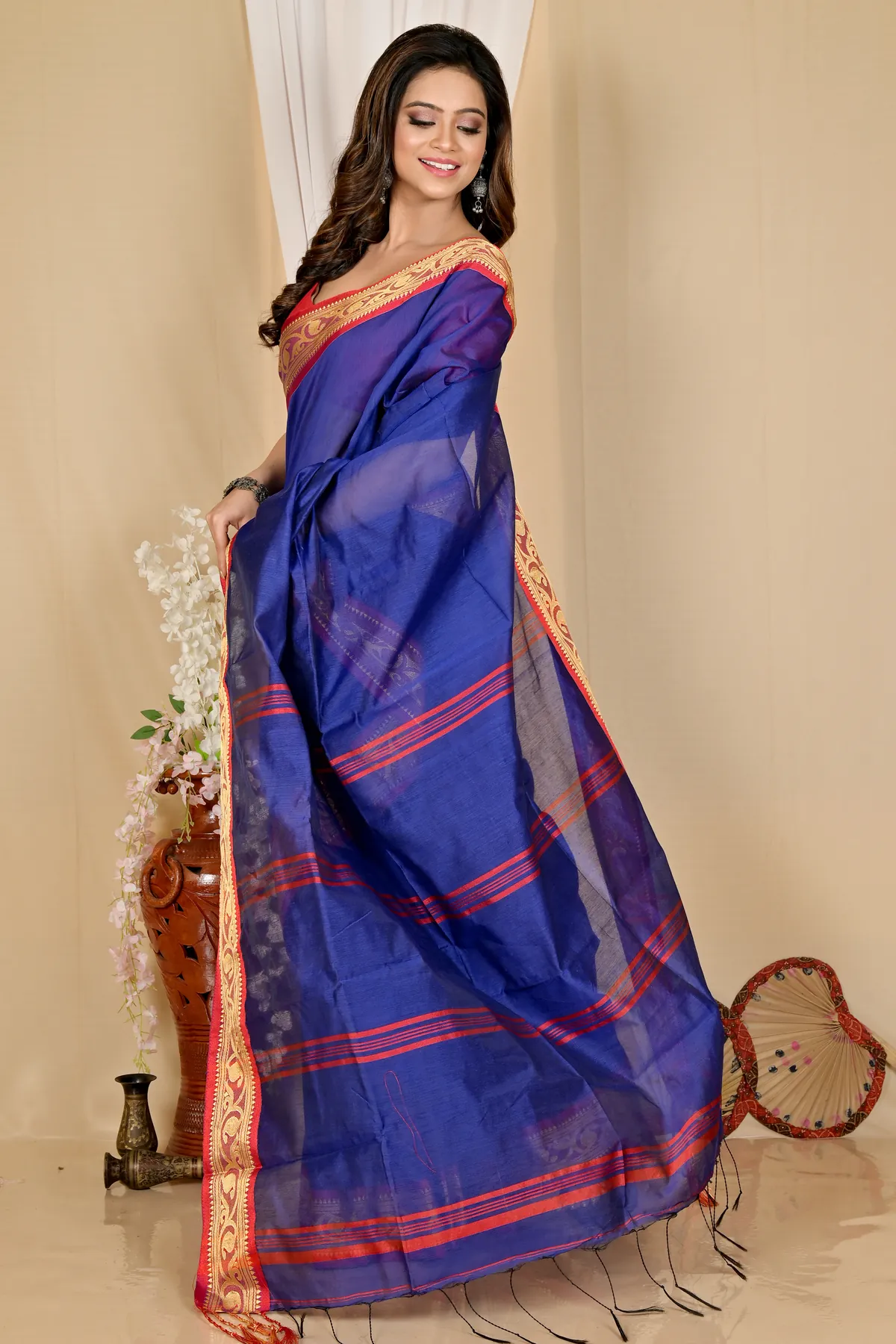 DipDiya Pure Cotton Blue Nova Effortless Tradition Handloom Sarees