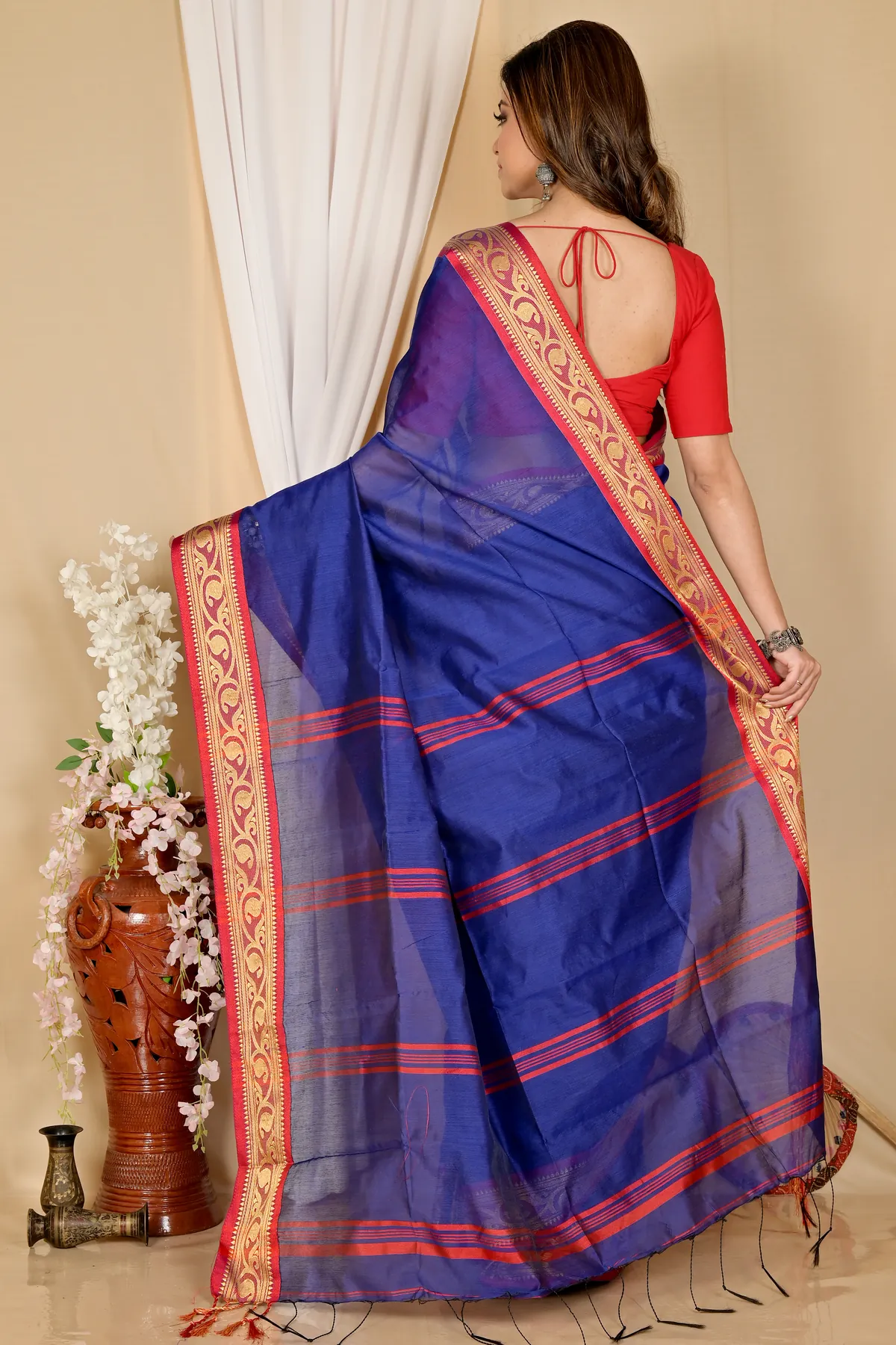 DipDiya Pure Cotton Blue Nova Effortless Tradition Handloom Sarees