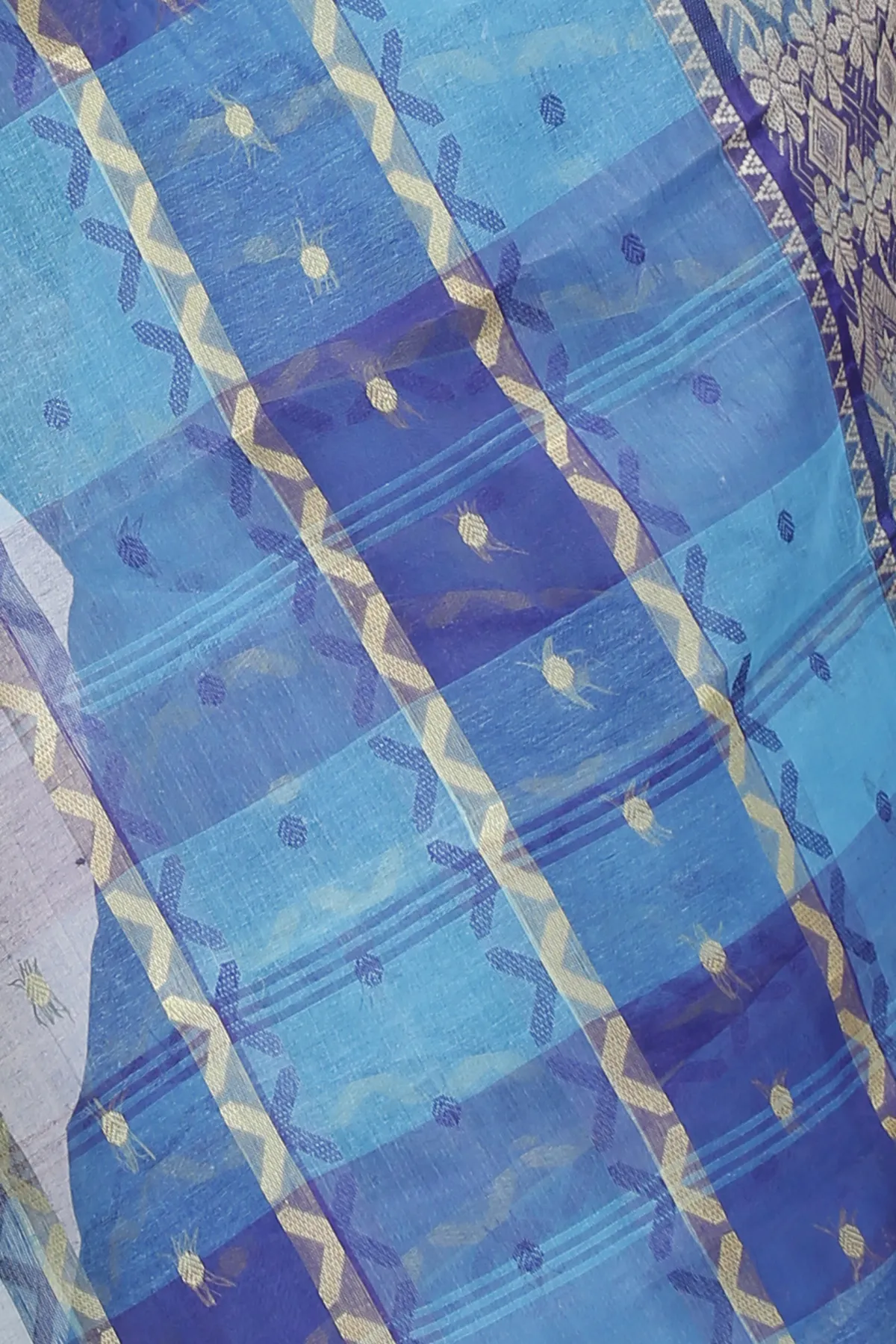 DipDiya Pure Cotton Blue SonaJhuri Desiging Heritage Elegance Tant Sarees
