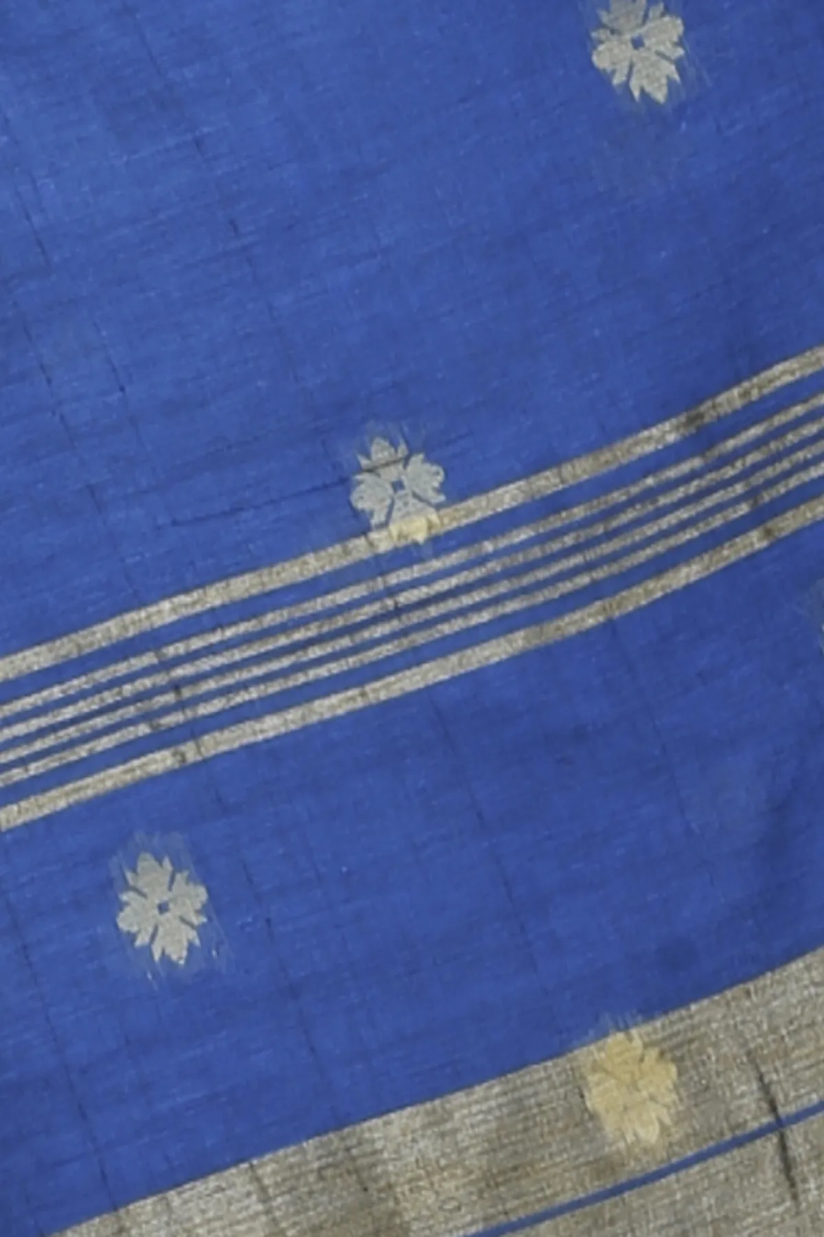 DipDiya Pure Cotton Blue Tuma Tradition in Every Thread Handloom Sarees