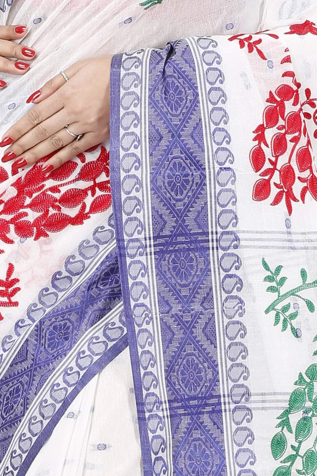DipDiya Pure Cotton Blue White Embi Boysko Moyur Traditional Elegance Embroidery Tant Sarees