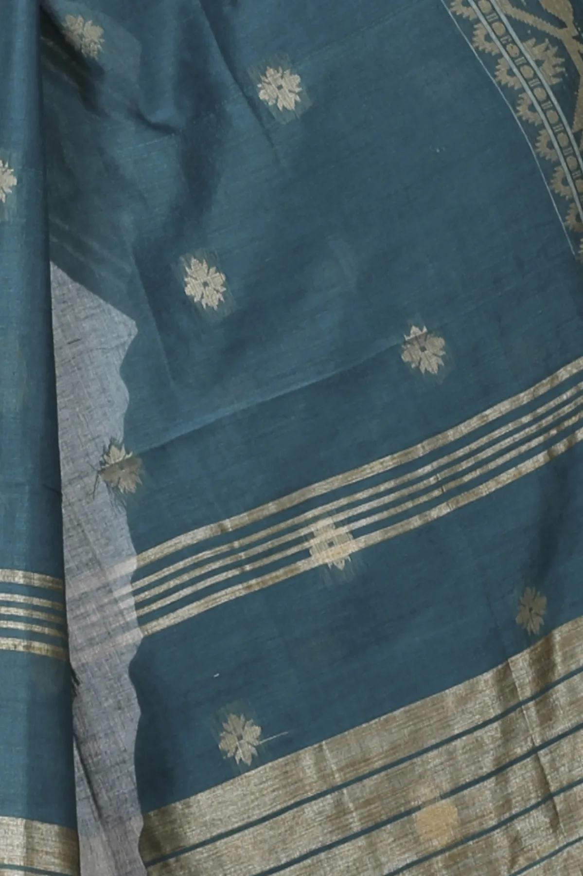 DipDiya Pure Cotton Botel Green Tuma Weaves with a Story Handloom Sarees