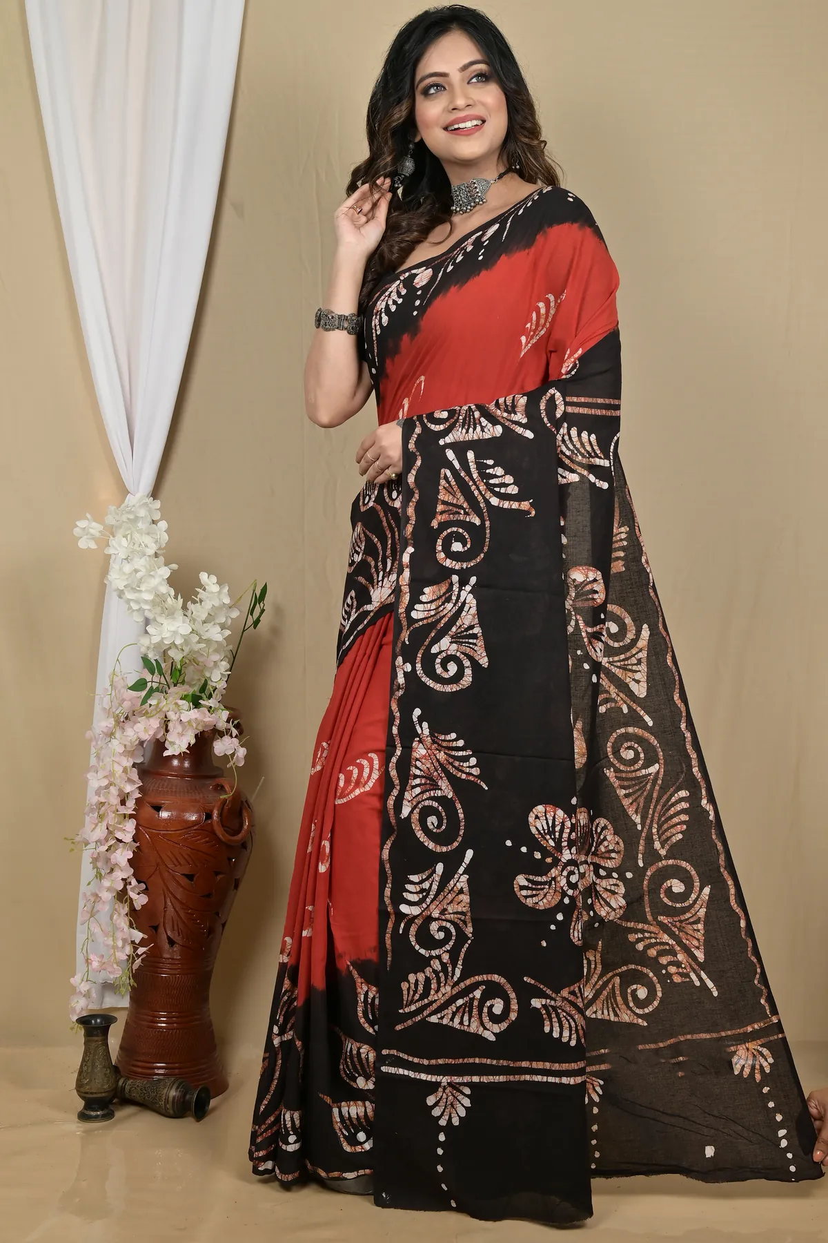 DipDiya Pure Cotton Brown Black Pihu Loom to Love Batik Print Sarees