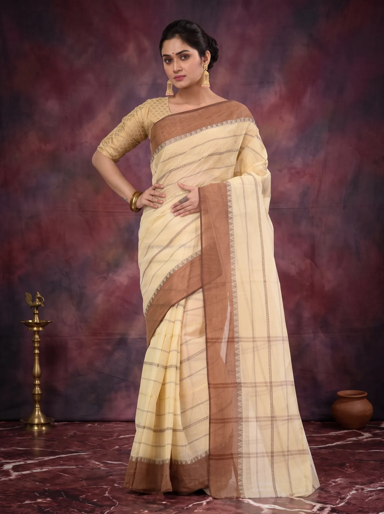 DipDiya Pure Cotton Brown Boysko Bengali Heritage Tant Sarees