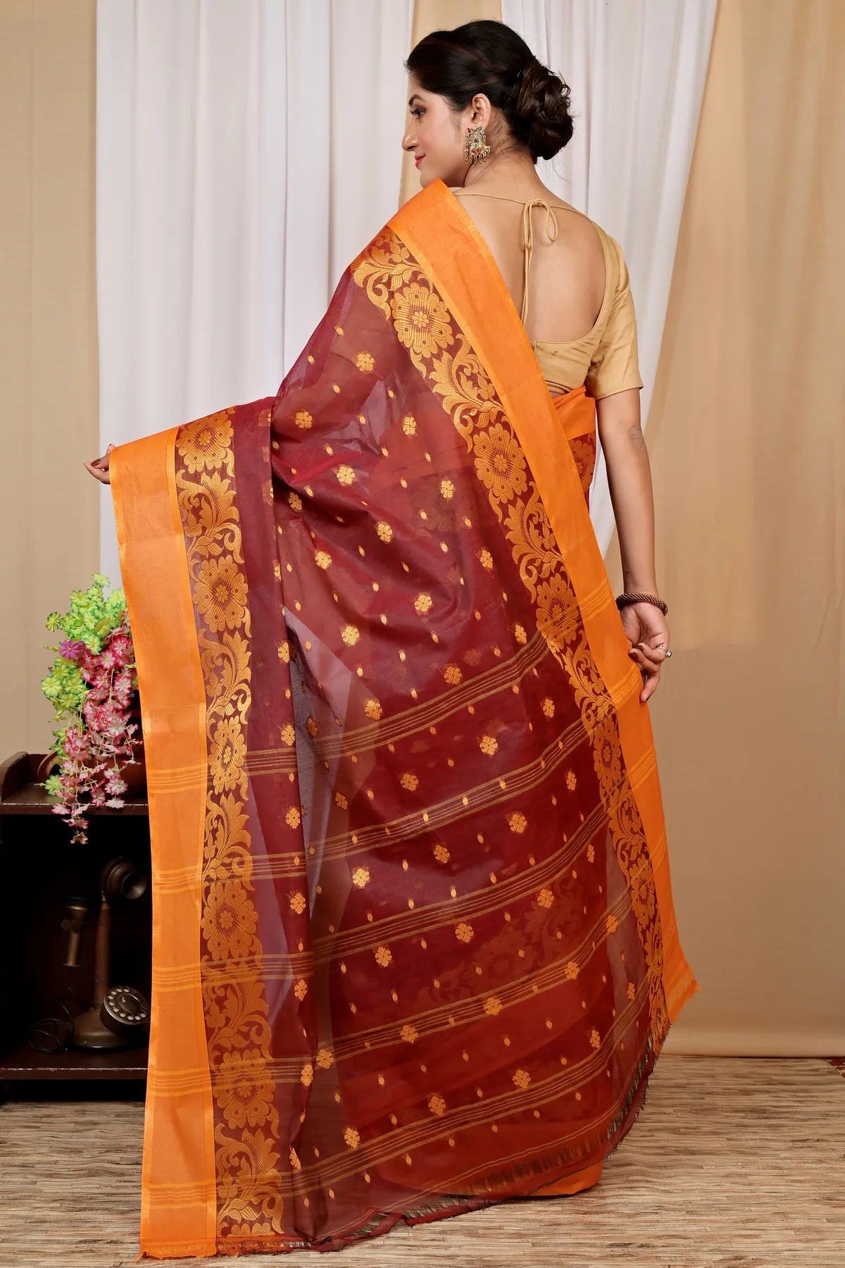 DipDiya Pure Cotton Brown Heruka Crafted by Artisans Tant Sarees