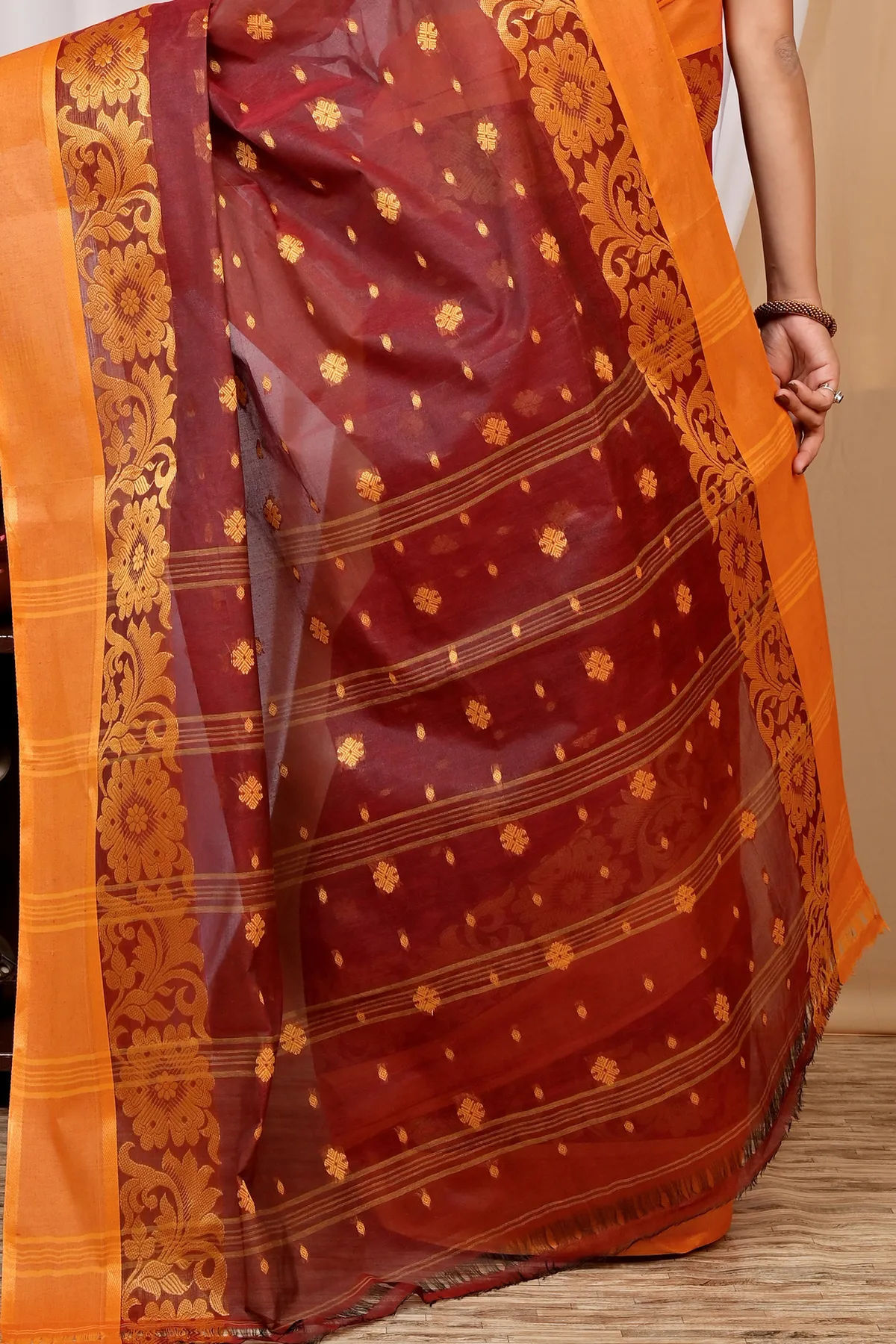 DipDiya Pure Cotton Brown Heruka Crafted by Artisans Tant Sarees