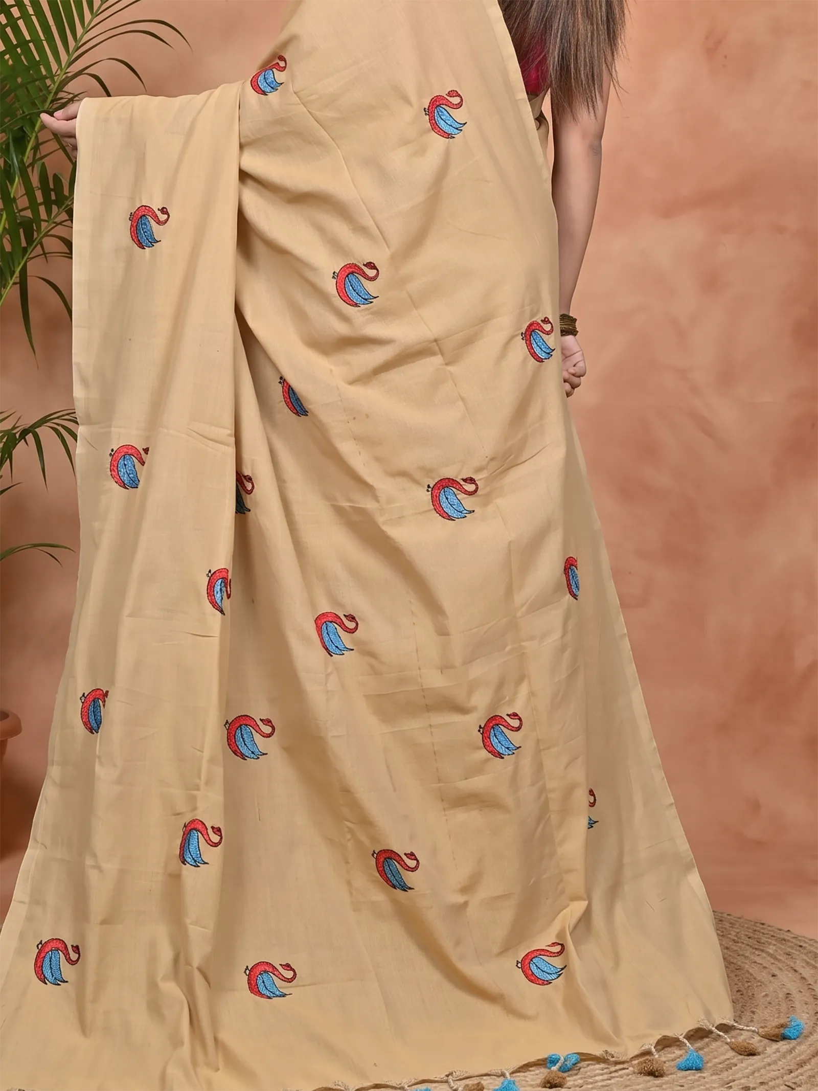 DipDiya Pure Cotton Brown Norvi Heritage of Bengal Embroidery Handloom sarees