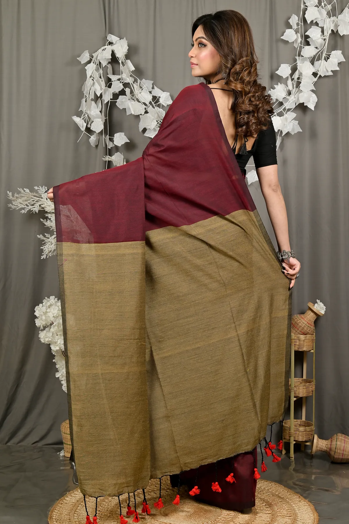 DipDiya Pure Cotton Brown ThanKhaditu Crafted with Soul Handloom Sarees