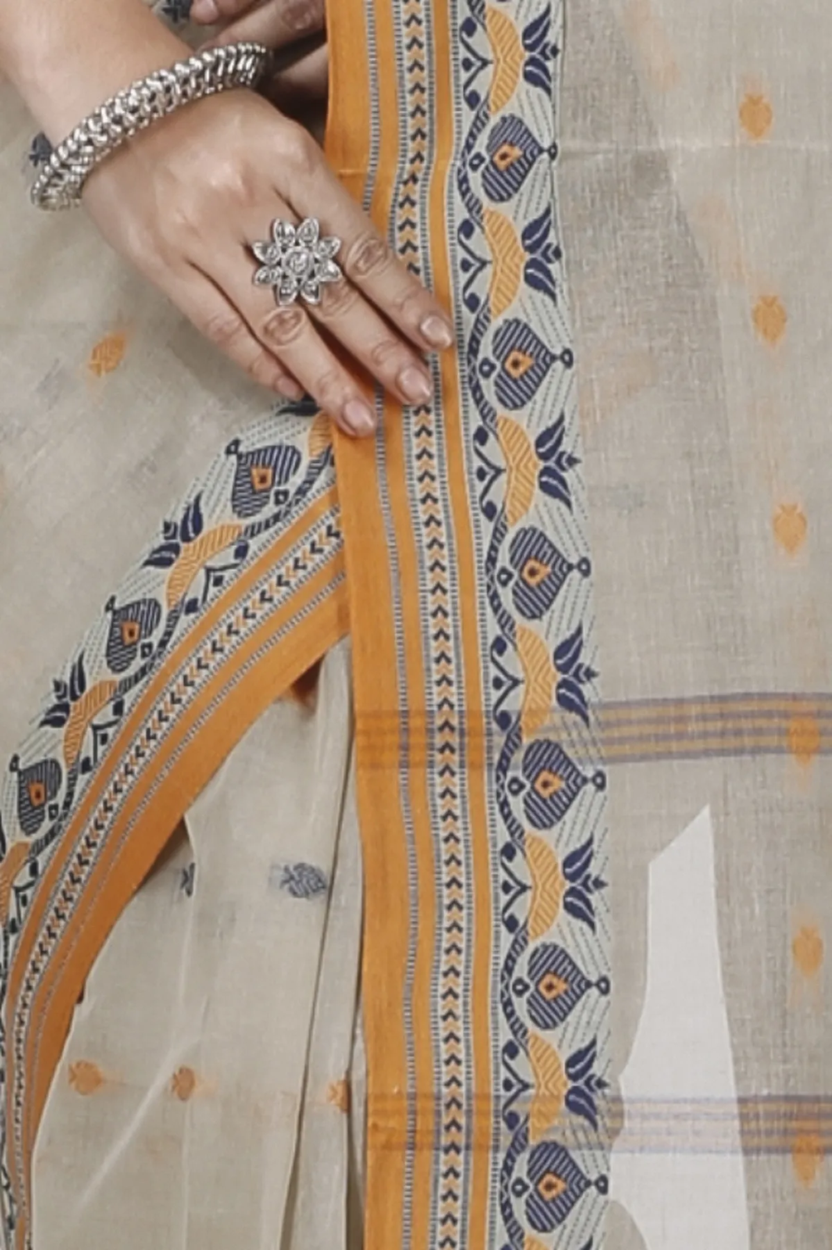 DipDiya Pure Cotton Brown Uvra Crafted in Bengal Tant Sarees