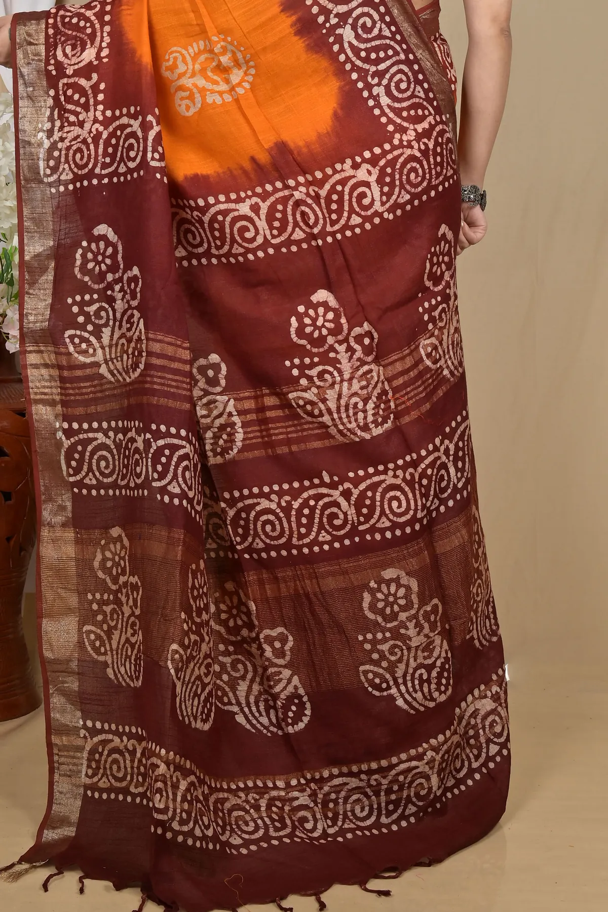 DipDiya Pure Cotton Brown Yellow Batikato Bengali Heritage Batik Print Sarees