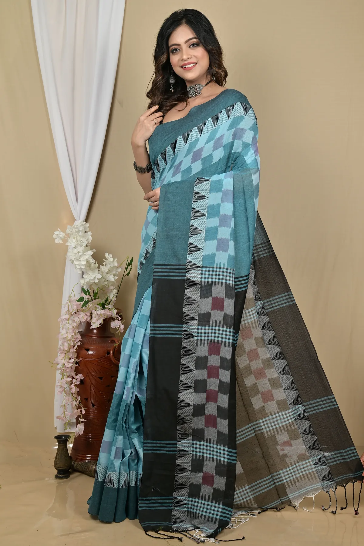 DipDiya Pure Cotton Cobalt Blue Hiran Woven by Hand Handloom Sarees