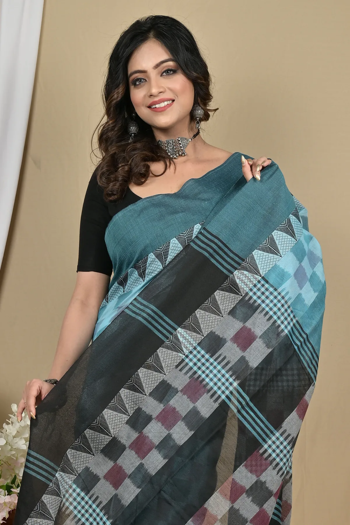DipDiya Pure Cotton Cobalt Blue Hiran Woven by Hand Handloom Sarees