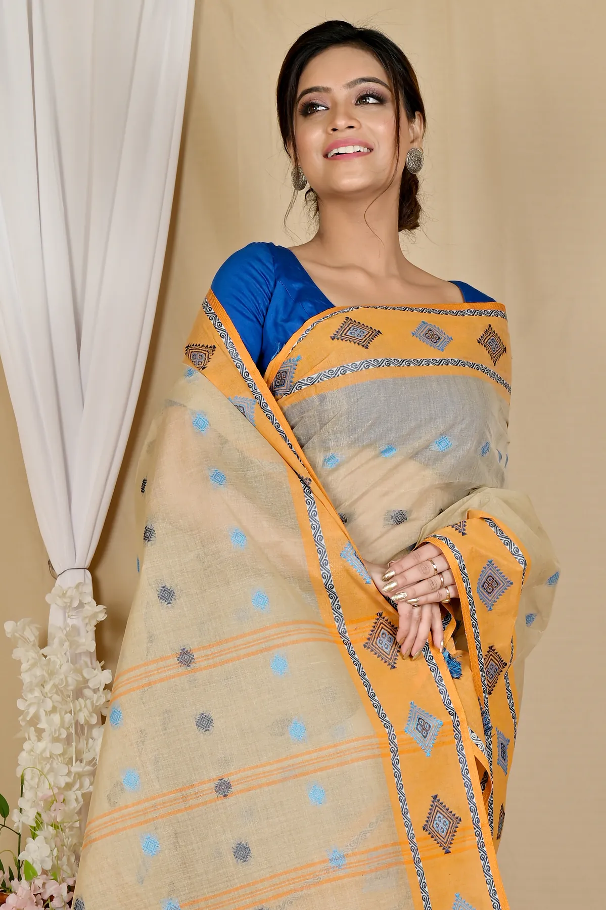 DipDiya Pure Cotton Cream Apula Rooted in Bengal Tant Sarees