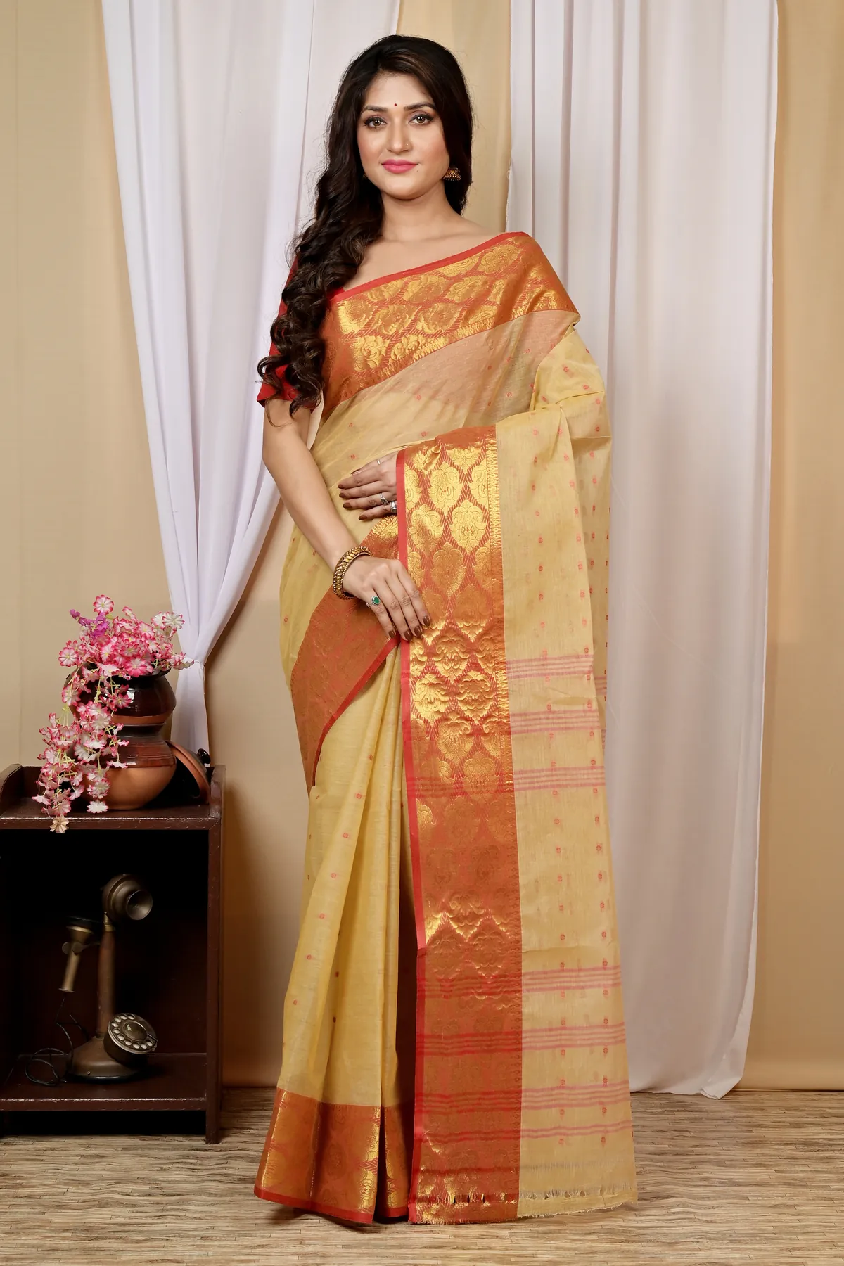 DipDiya Pure Cotton Cream Asmanito Heritage You Can Wear Tant Sarees