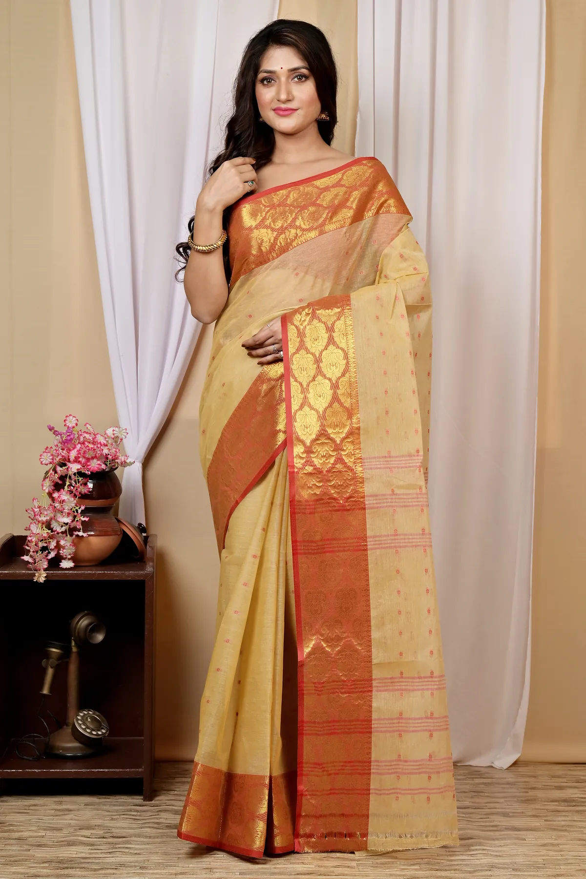 DipDiya Pure Cotton Cream Asmanito Heritage You Can Wear Tant Sarees