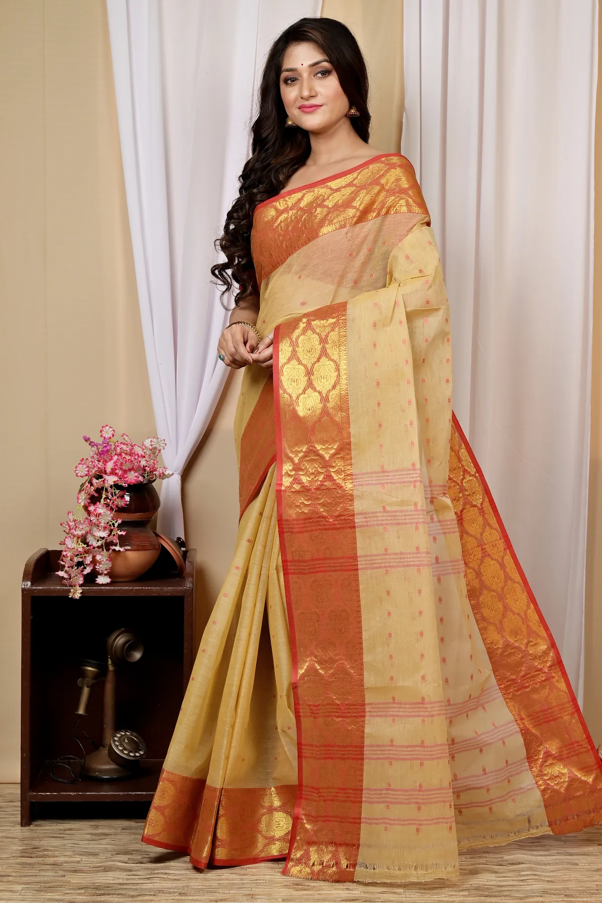 DipDiya Pure Cotton Cream Asmanito Heritage You Can Wear Tant Sarees