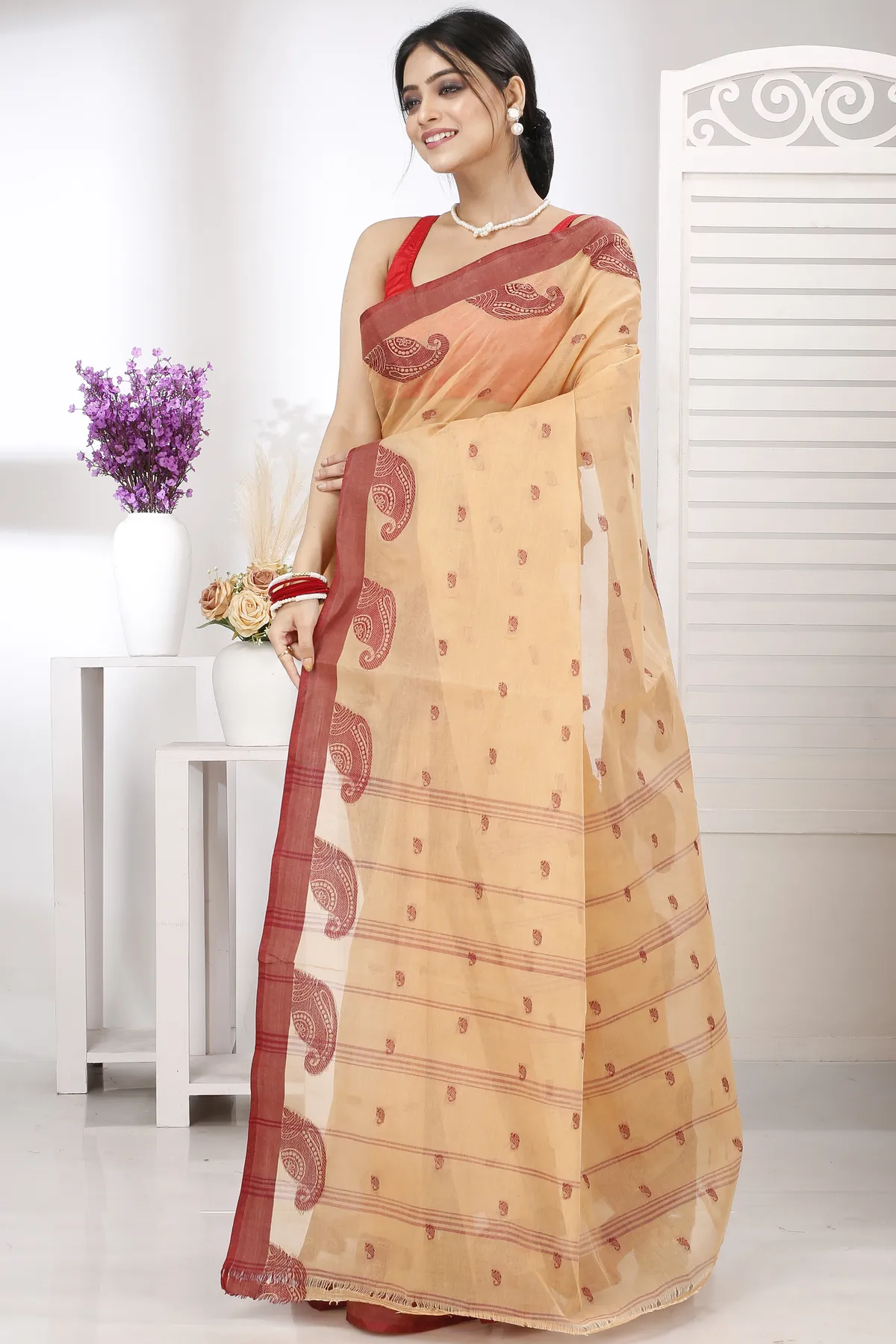 DipDiya Pure Cotton Cream Epto Shonko Essence of Bengal Tant Sarees
