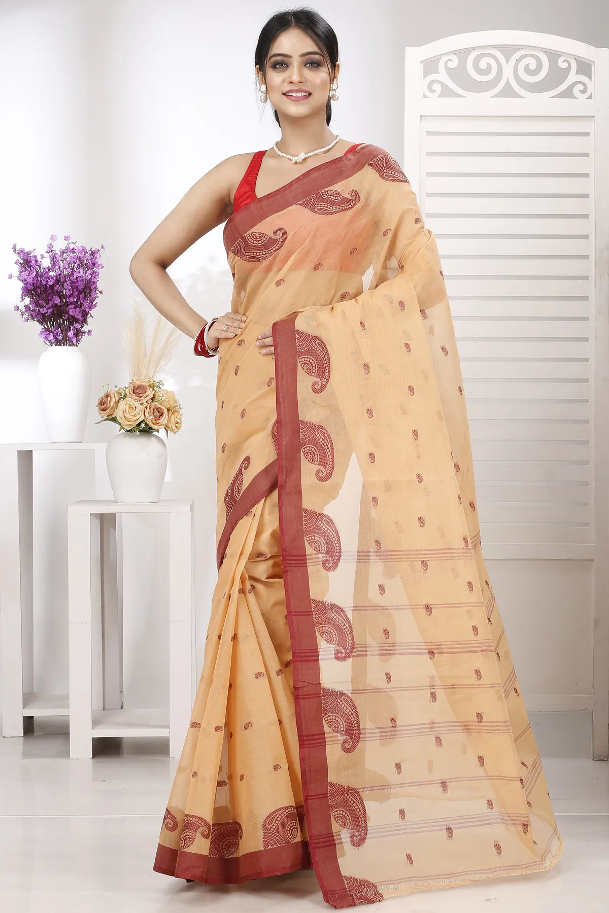 DipDiya Pure Cotton Cream Epto Shonko Essence of Bengal Tant Sarees