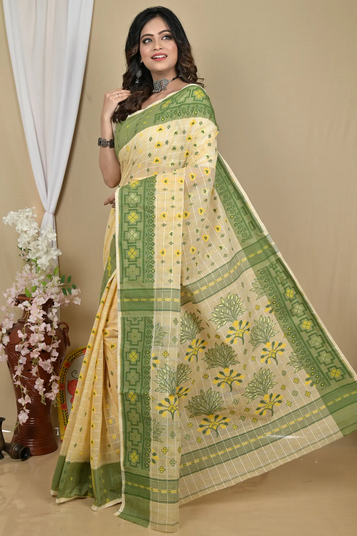 DipDiya Pure Cotton Cream Ginni Traditional Bengali Jamdani Sarees