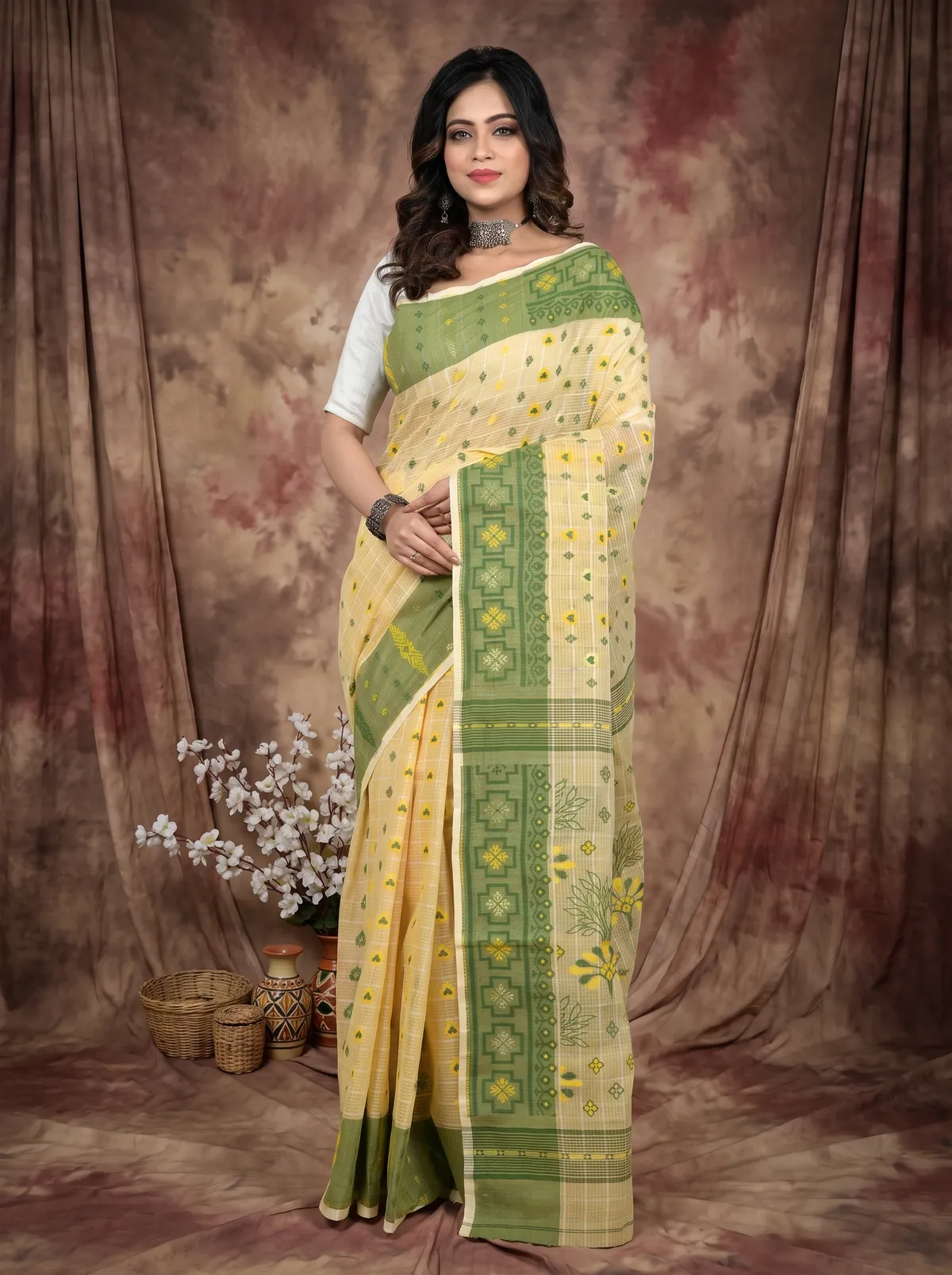 DipDiya Pure Cotton Cream Ginni Traditional Bengali Jamdani Sarees