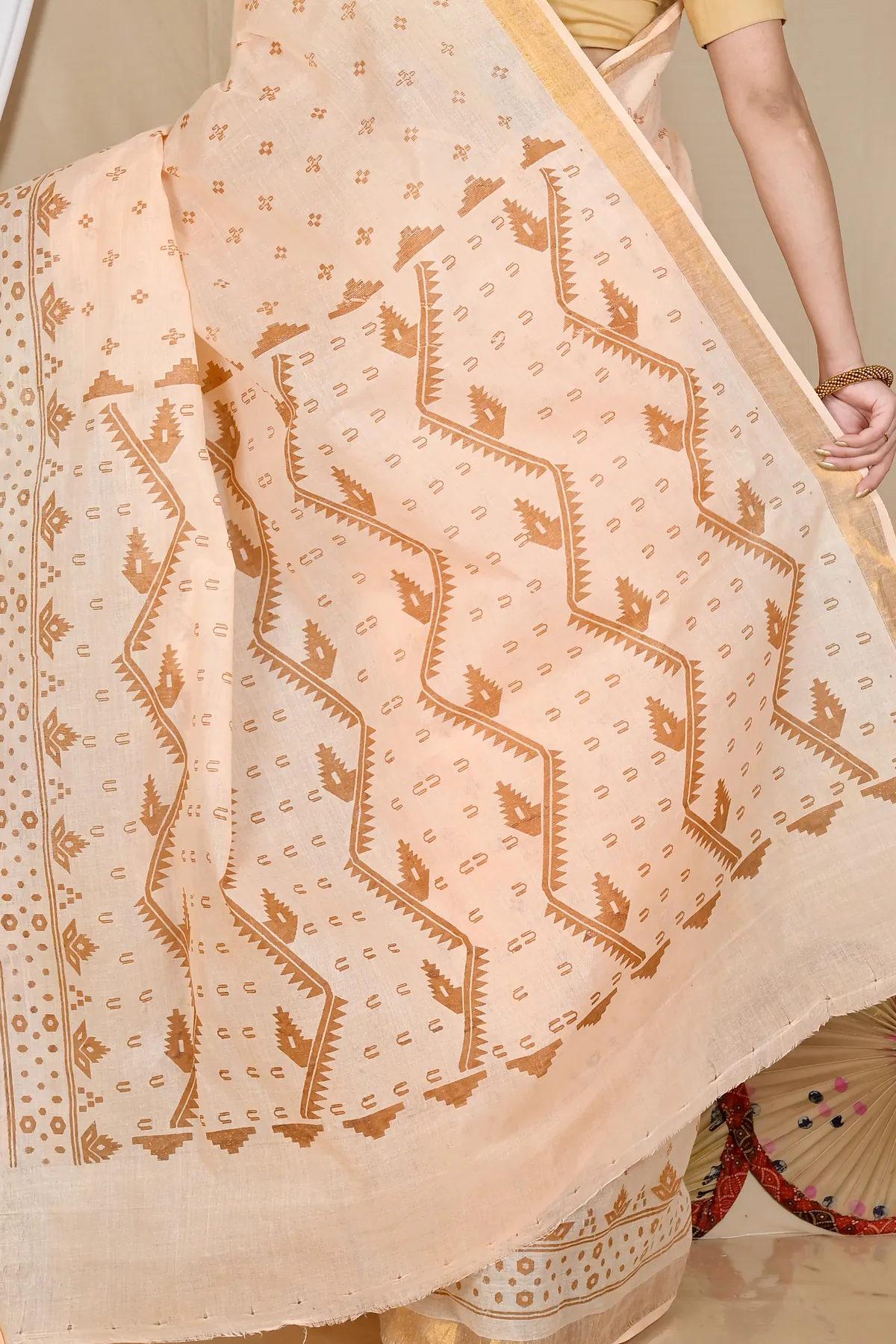 DipDiya Pure Cotton Cream Luvna Elegant by Tradition Printed Tant Sarees